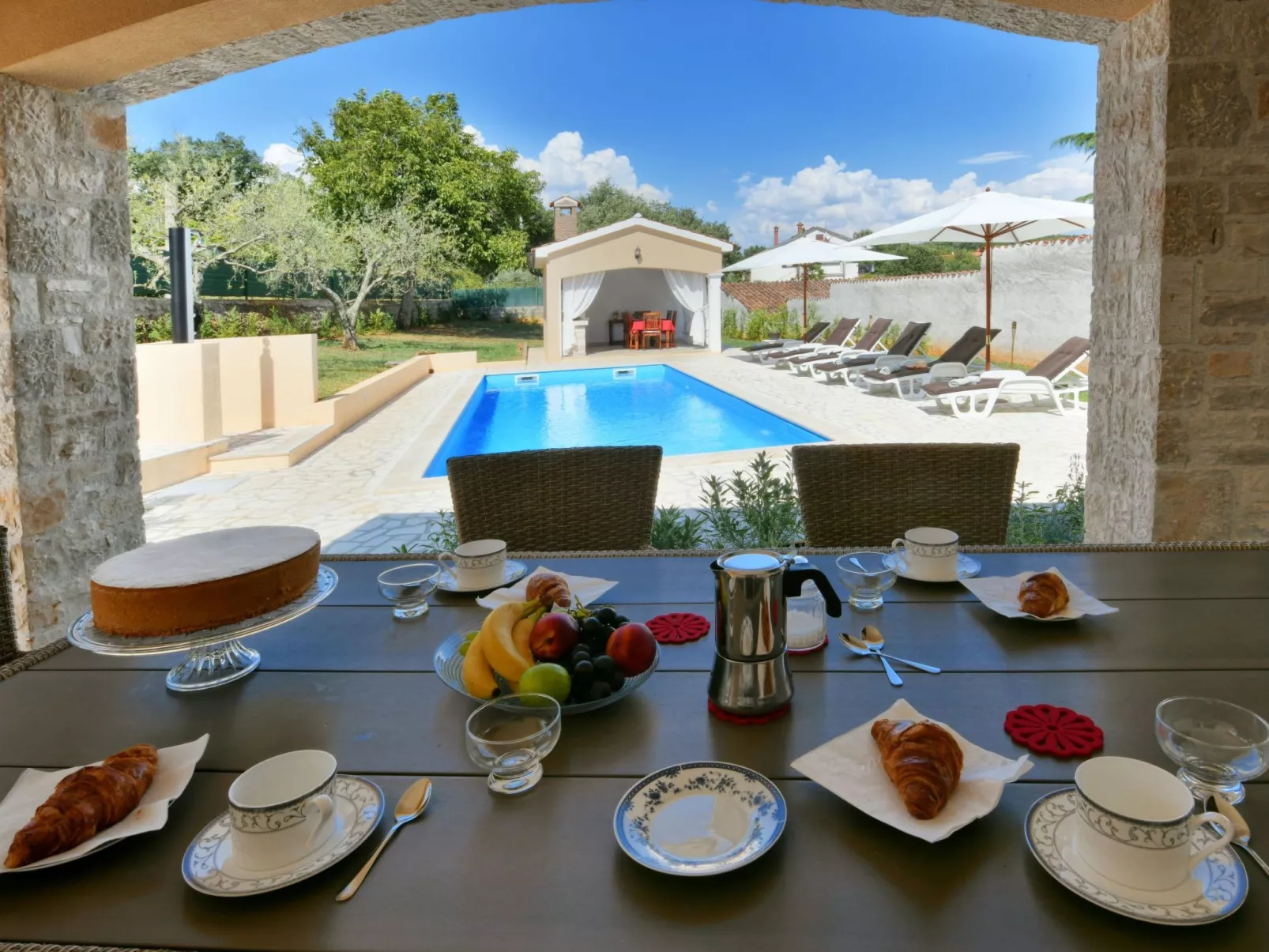 Mit Privatpool für 6 Personen ca. 130 m&sup2; in Markovici, Istrien (Binnenland-Image-tags.info