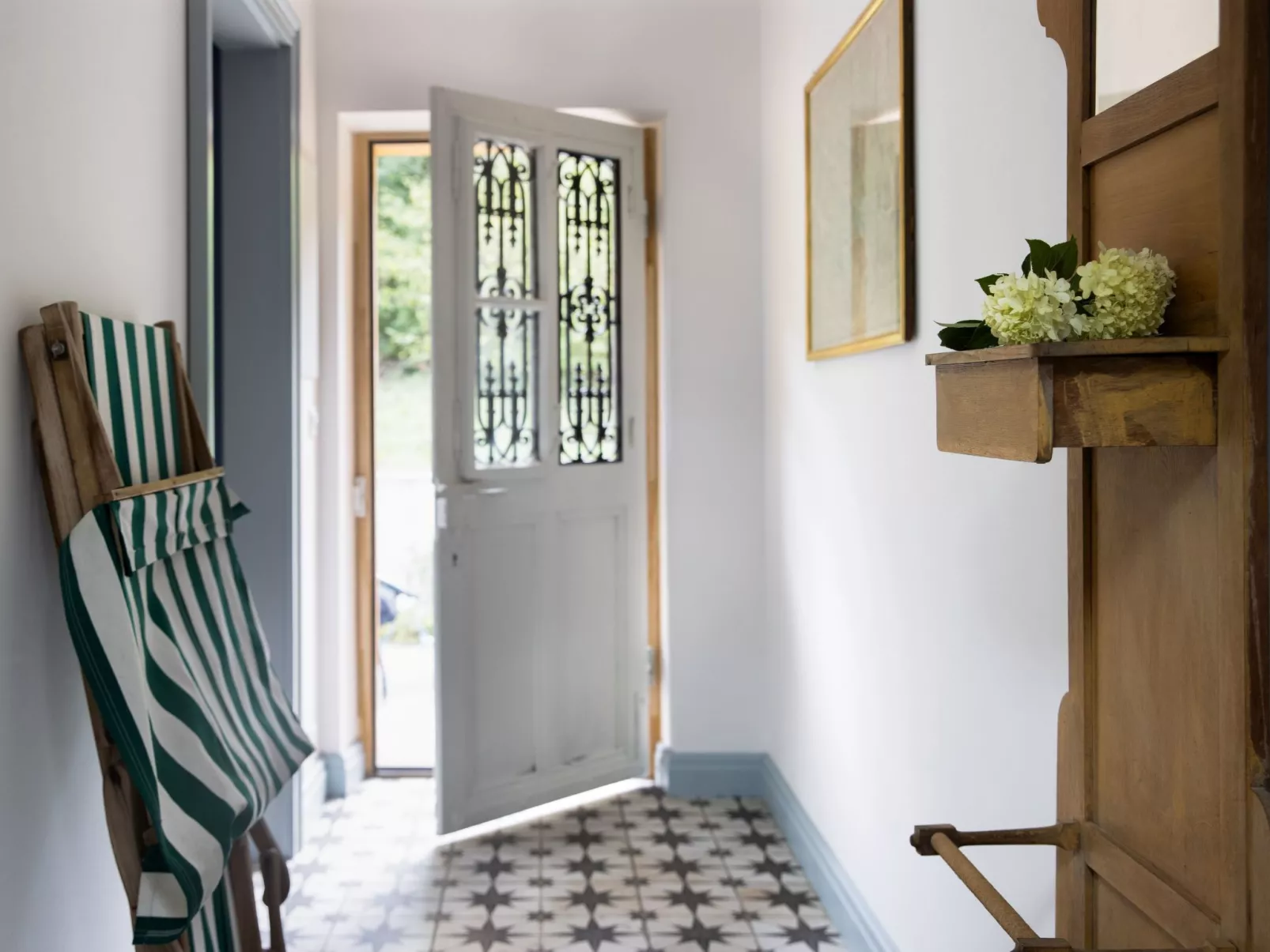 Chateau-Studio Bleu-Inside