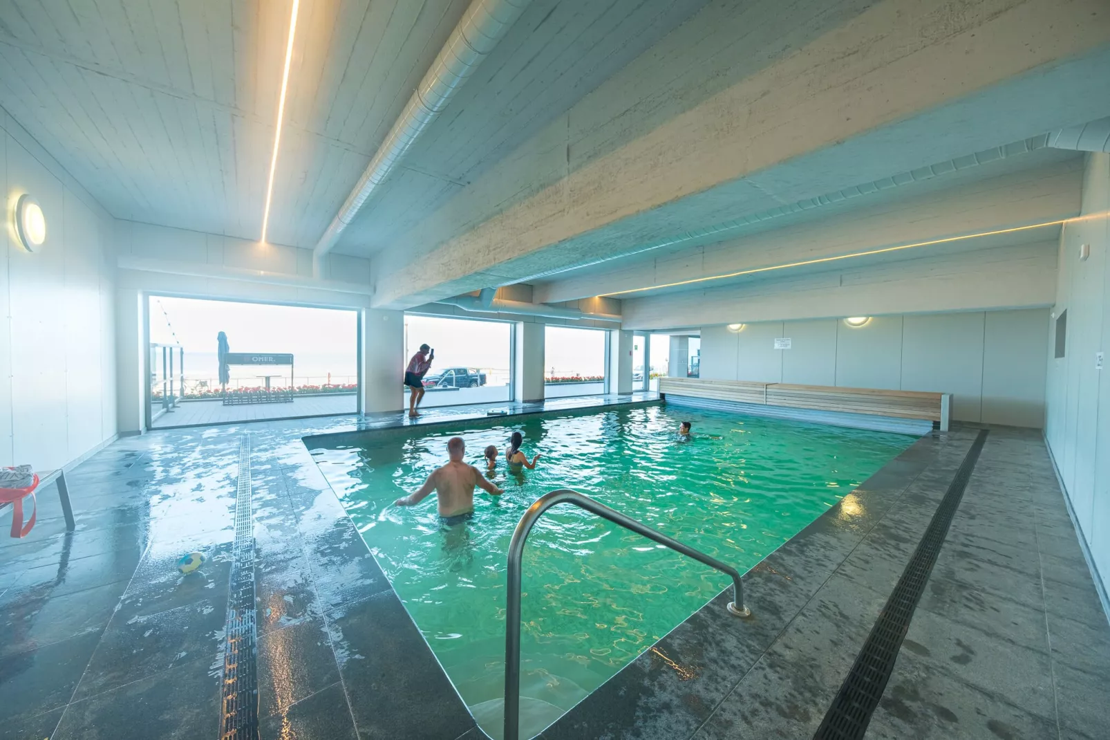 Manager  0409-Pool