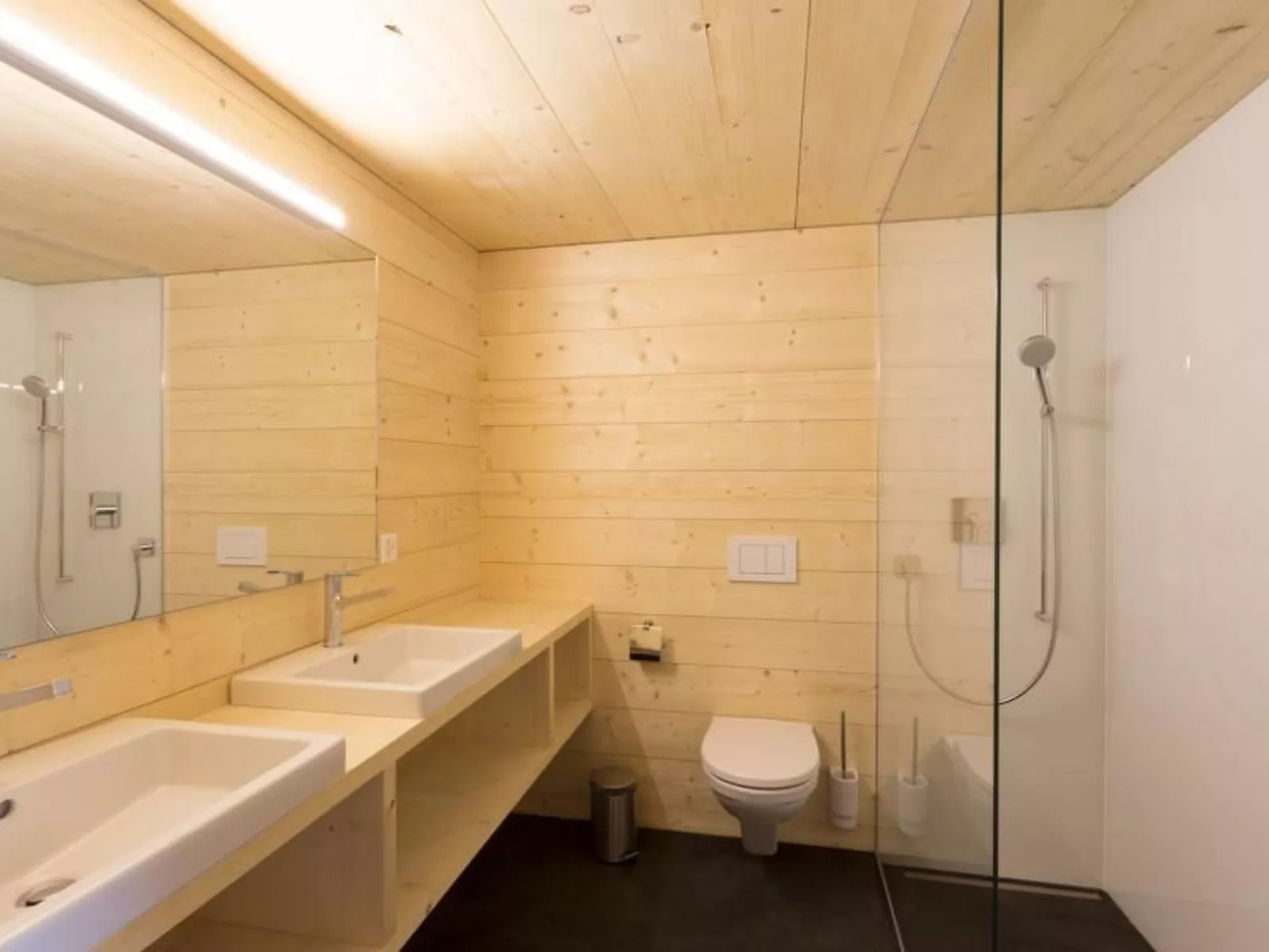 Gitsch unten-Drinnen