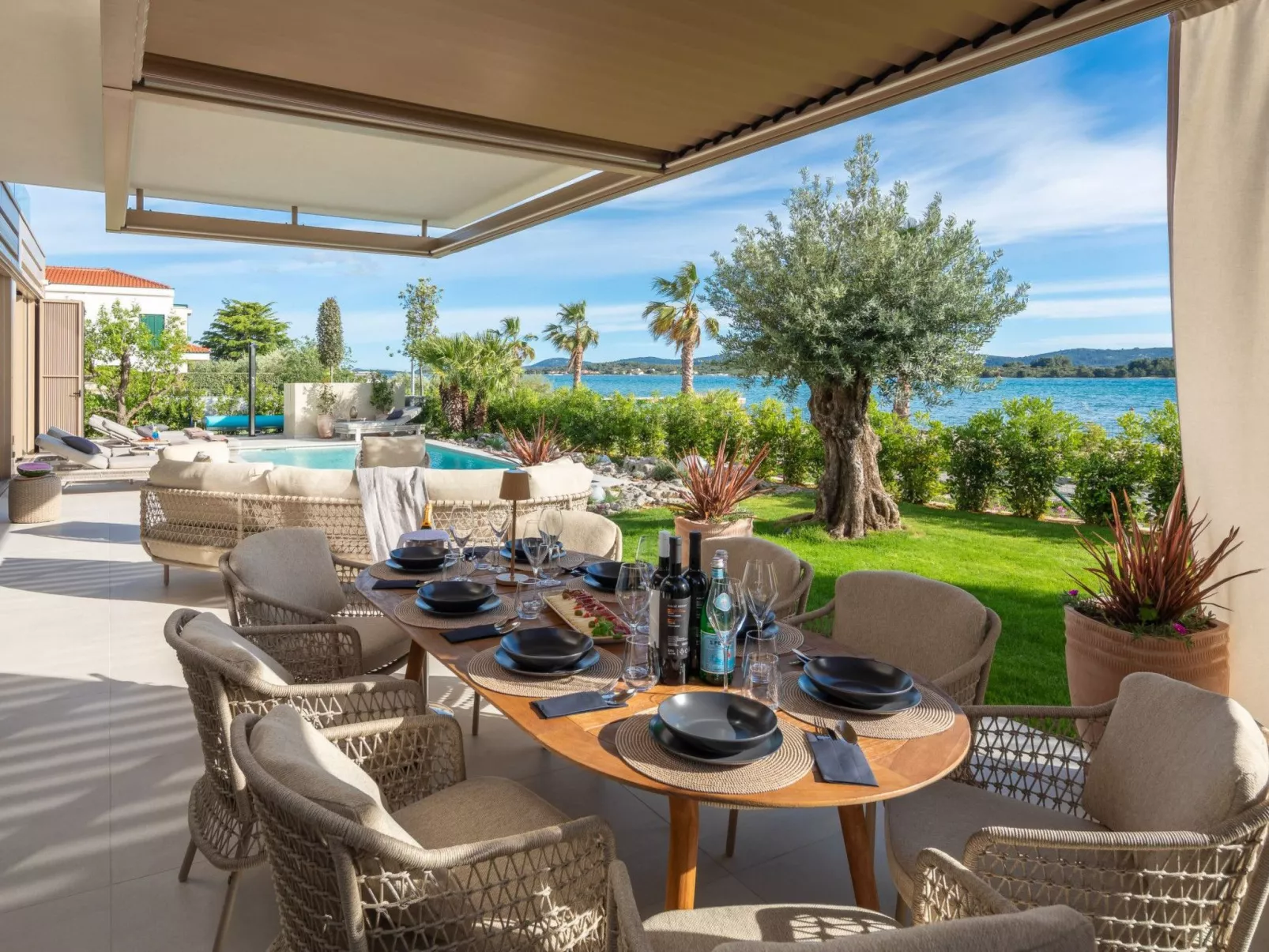 Villa Piano-Draußen