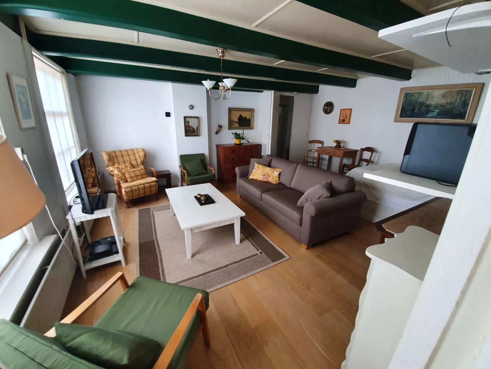 Charmantes Ferienhaus in Gapinge mit Großem Garten-Drinnen