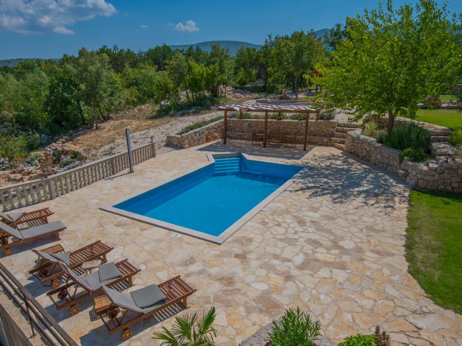 Freistehende Villa Iva Grubine mit Privatpool-Outside