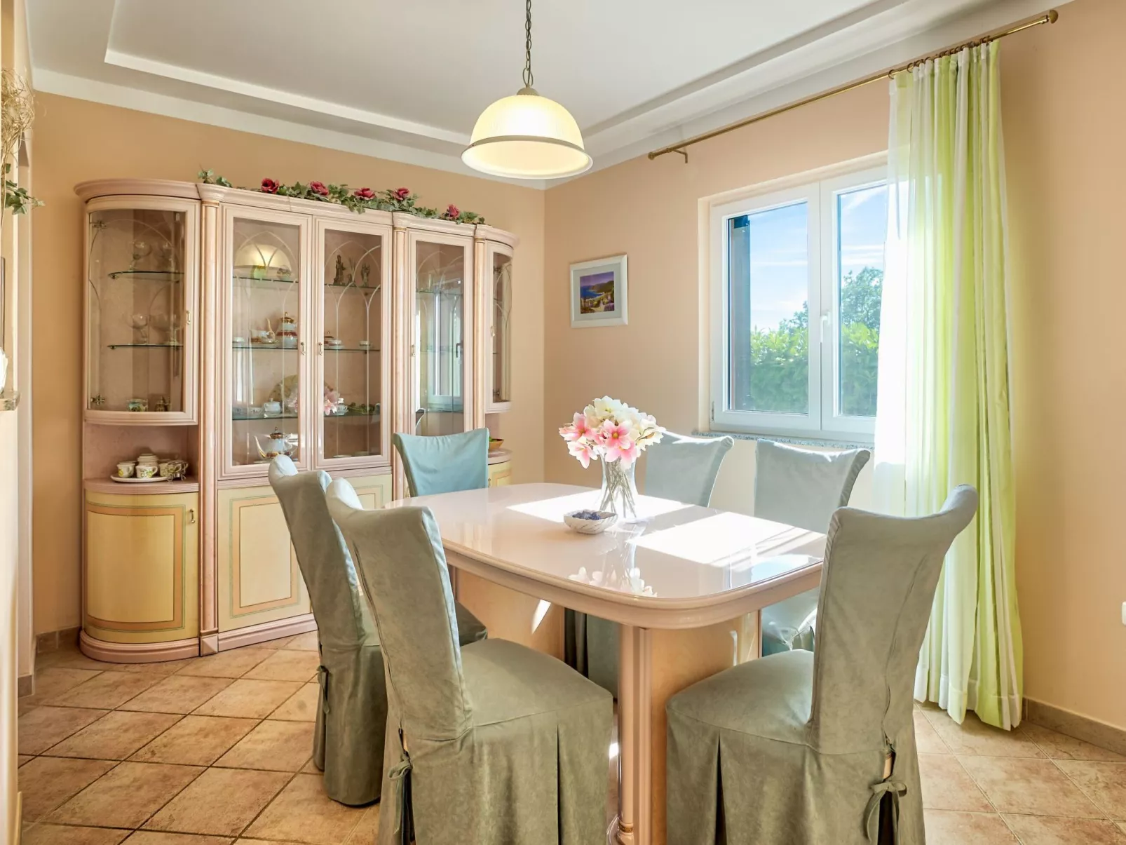 "Ines" mit Whirlpool-Inside