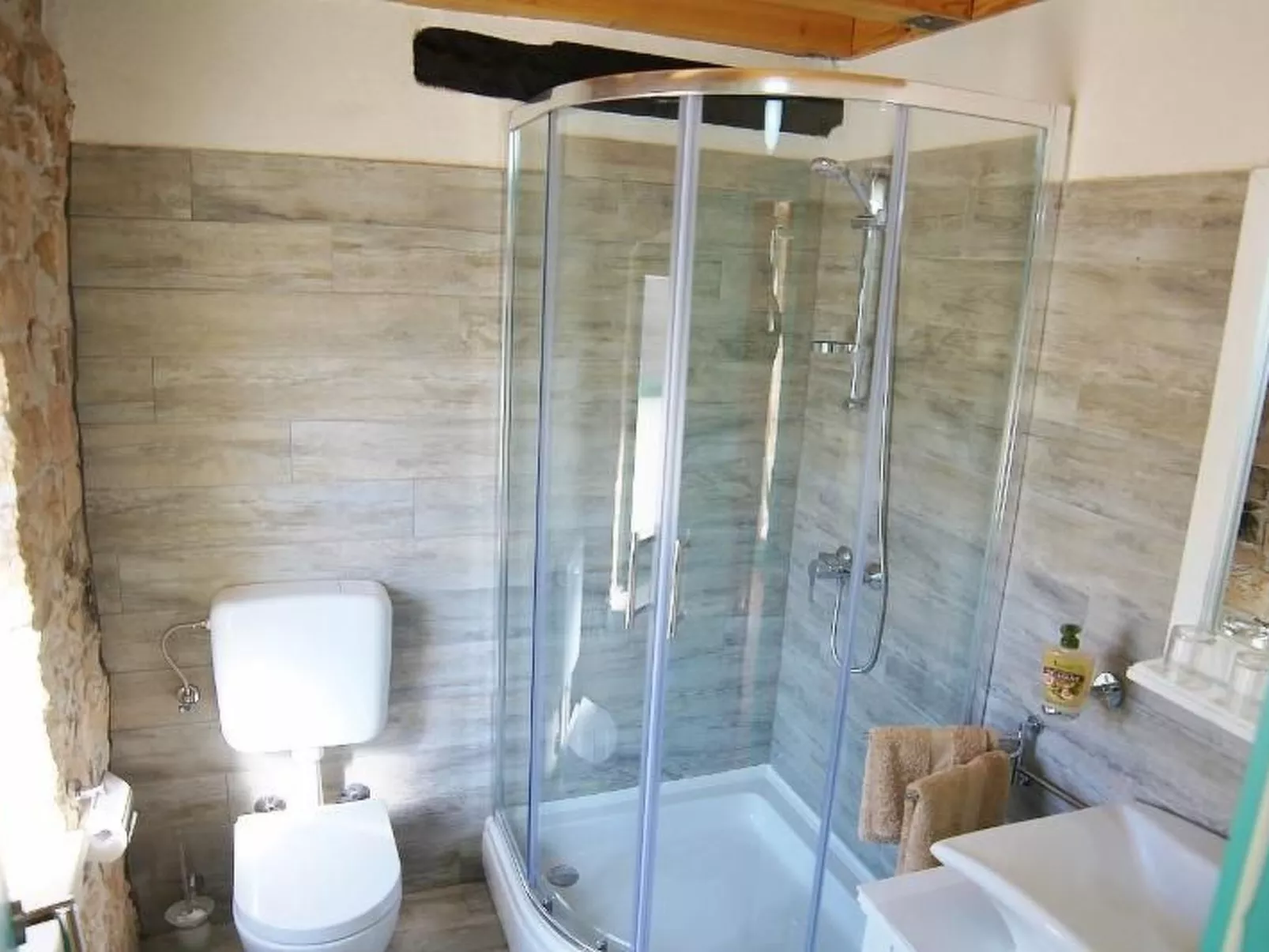 In Barat mit privatem Pool-Image-tags.info