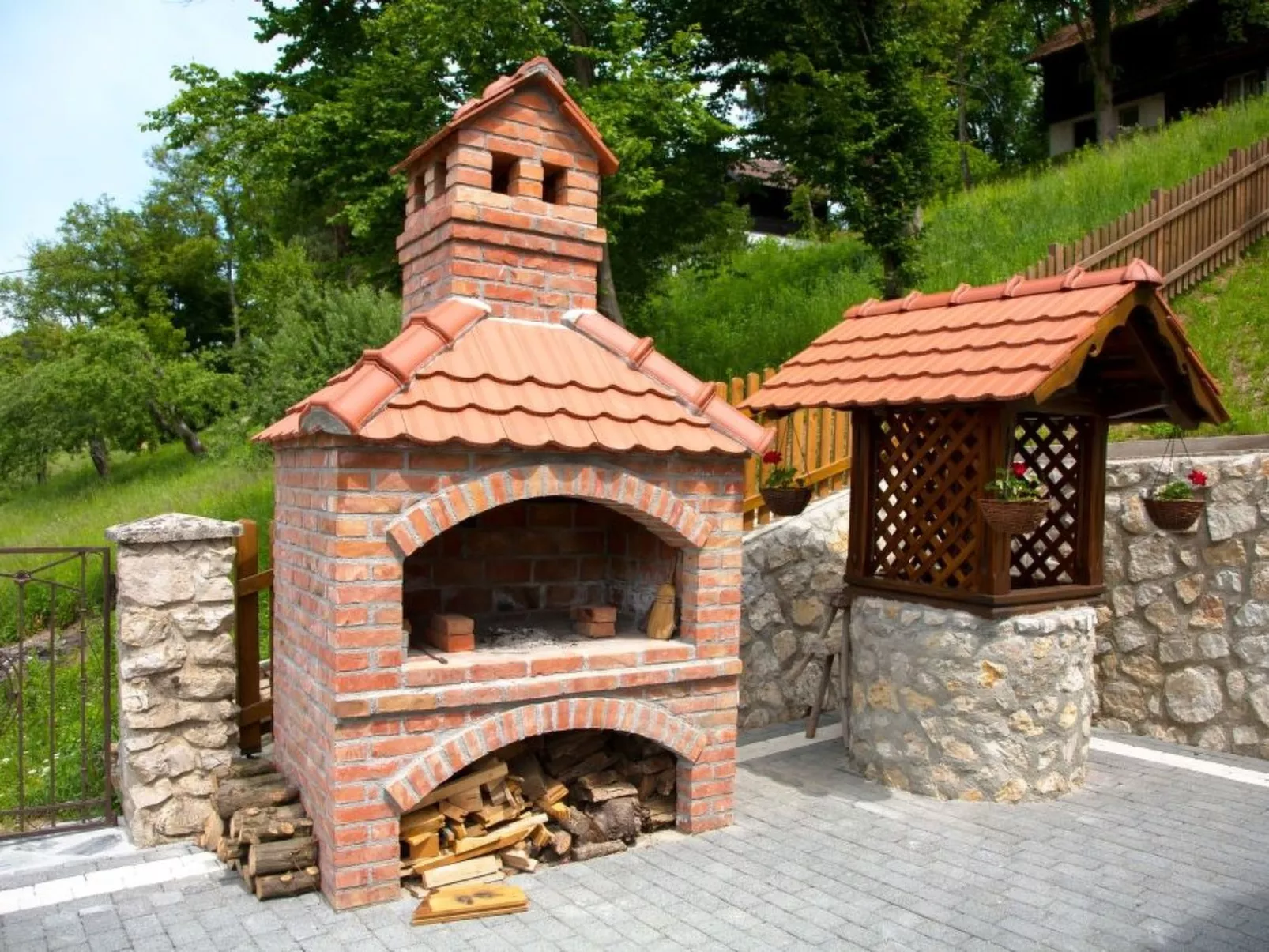 Für 4 Personen und 1 Kind in Tuhelj, Nordkroatien-Outside