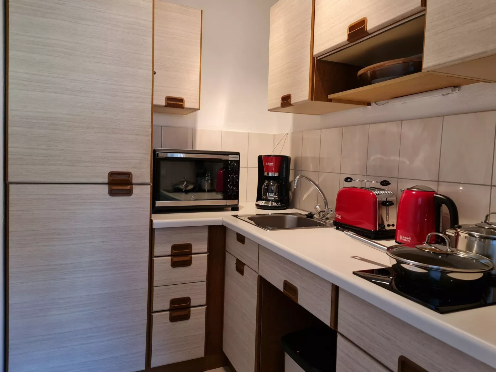 Studio Wohnung Terrassengarten-Inside