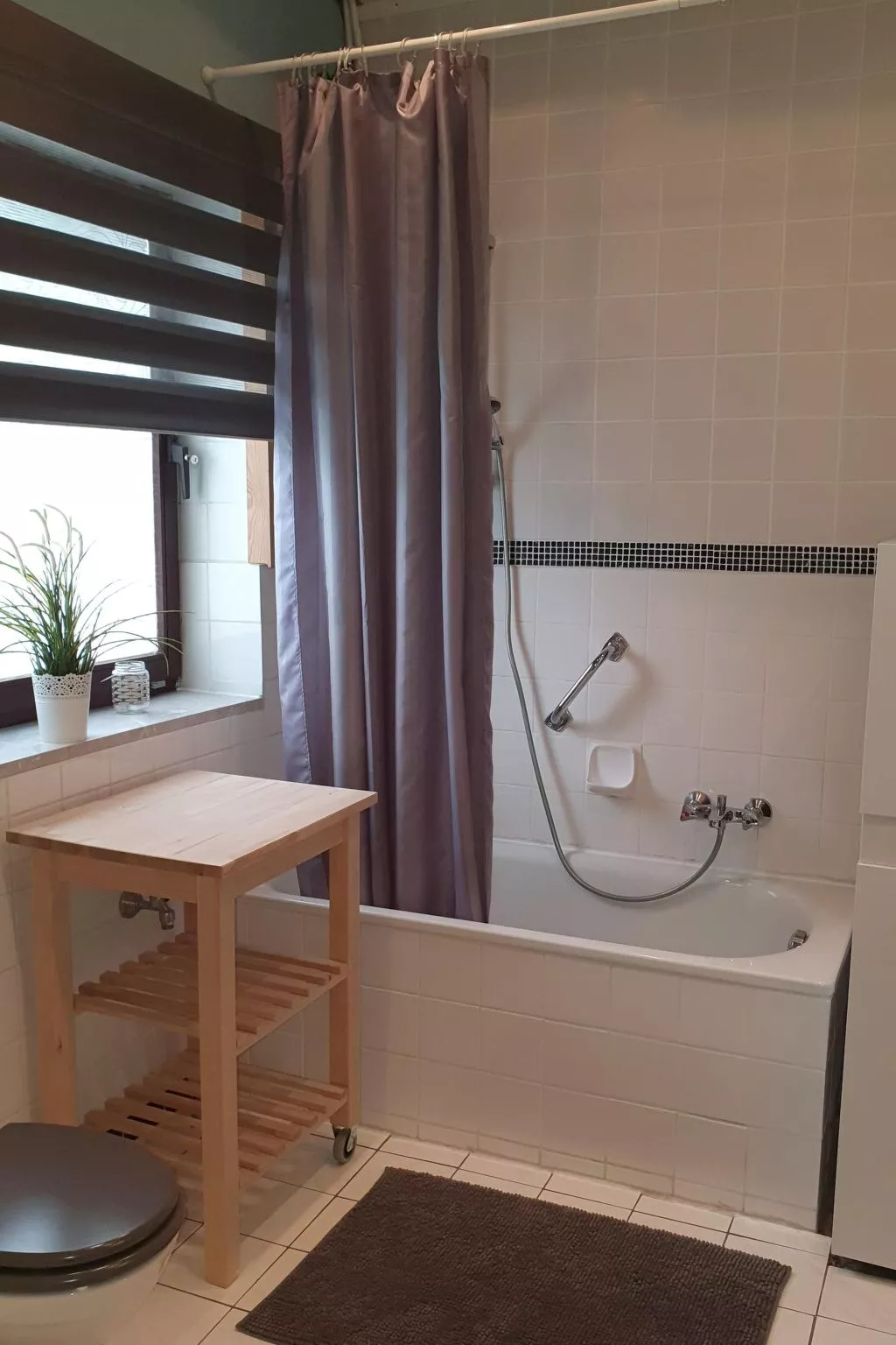 FeWo Hein ! Da sein-Drinnen