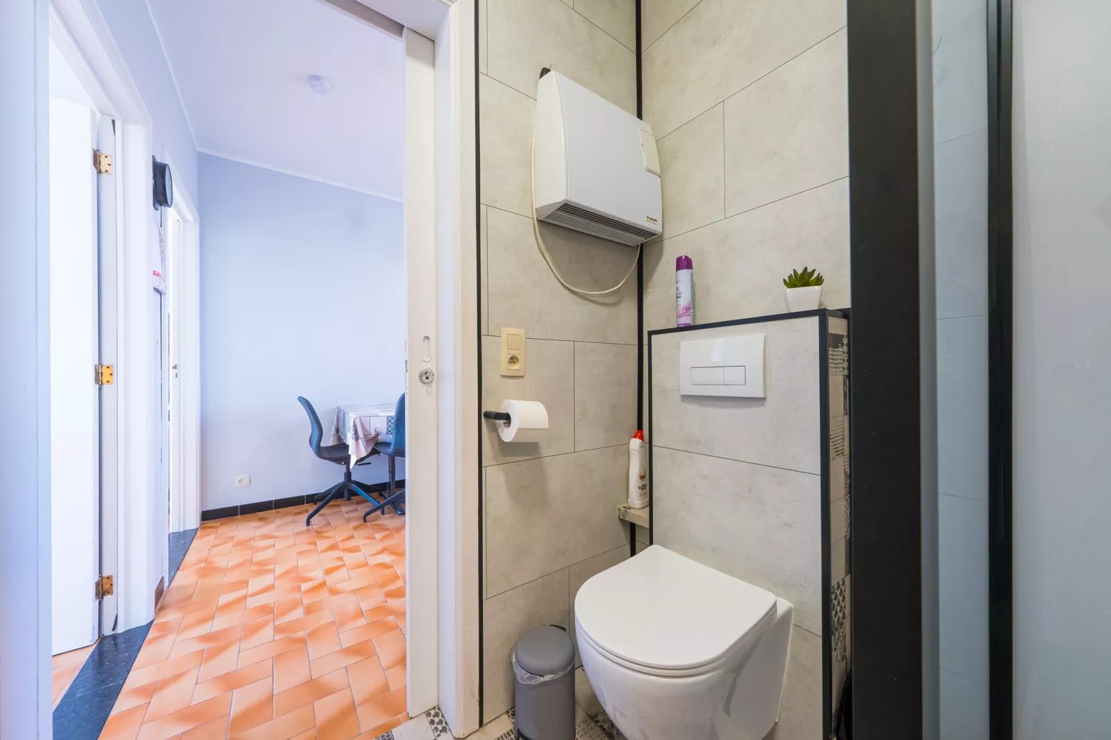 Wimbledon A 0803-Bathroom