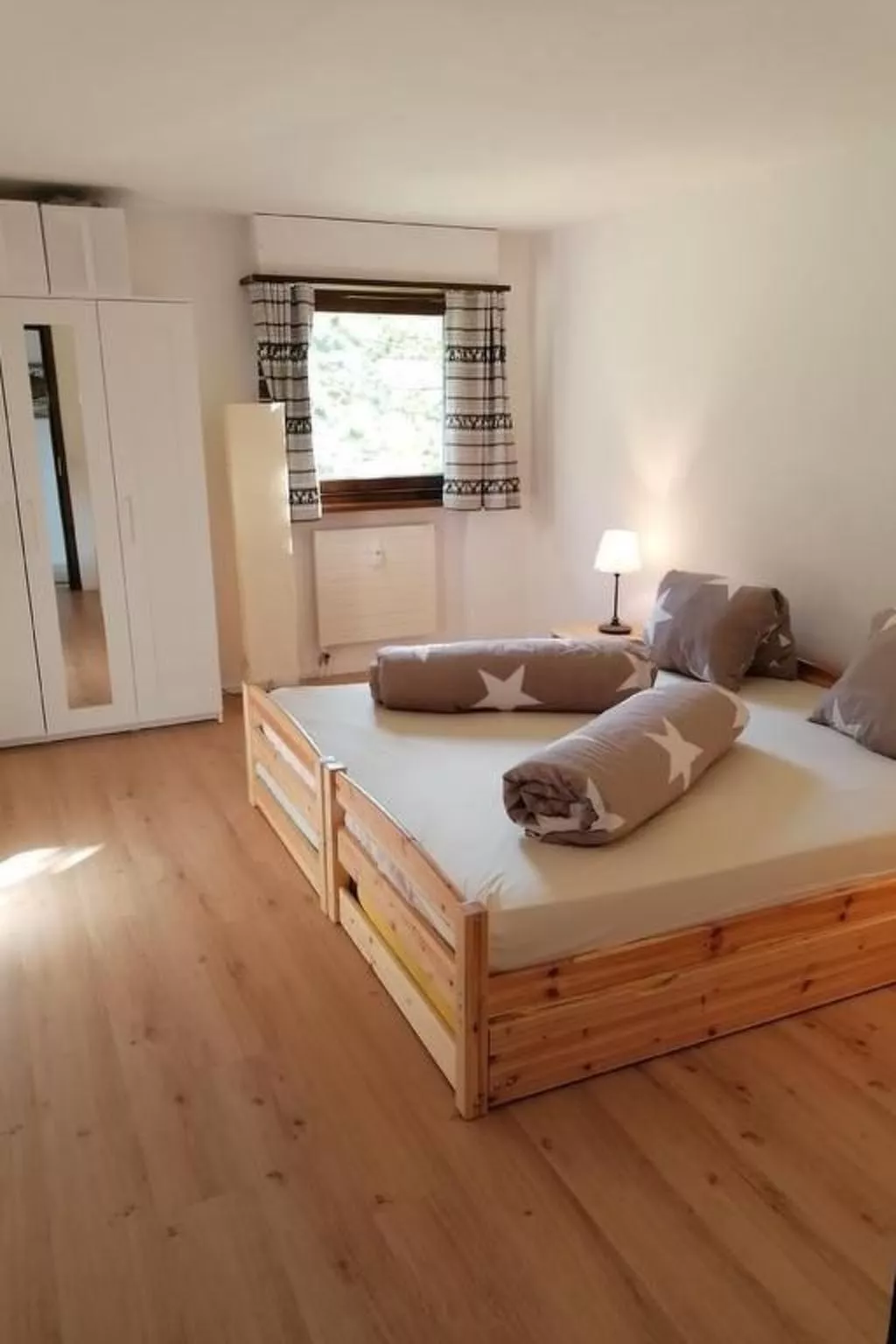 Chasa Minschuns-Image-tags.info