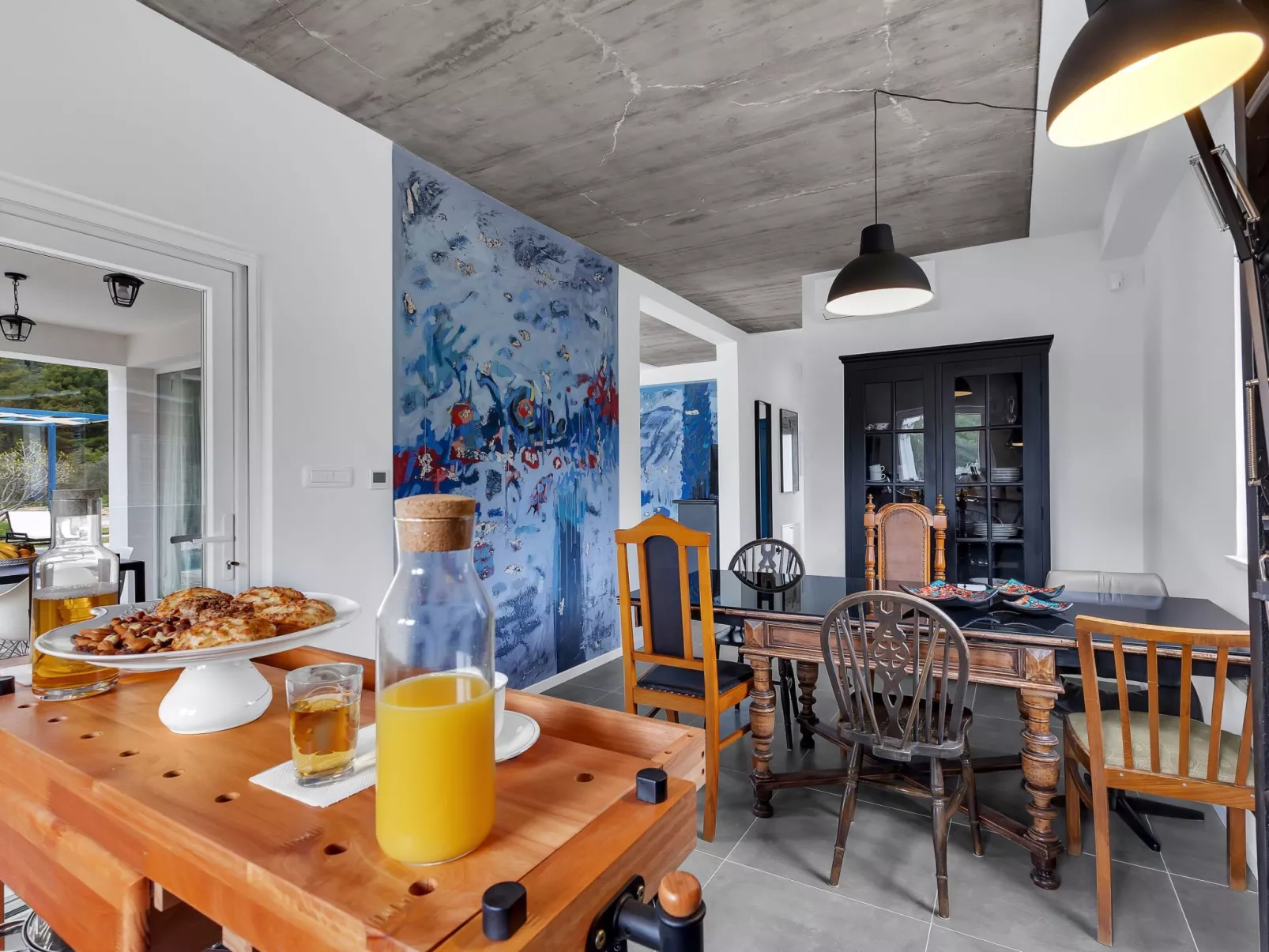 Modernes Ferienhaus in Zaostrog mit Beheiztem Pool-Inside