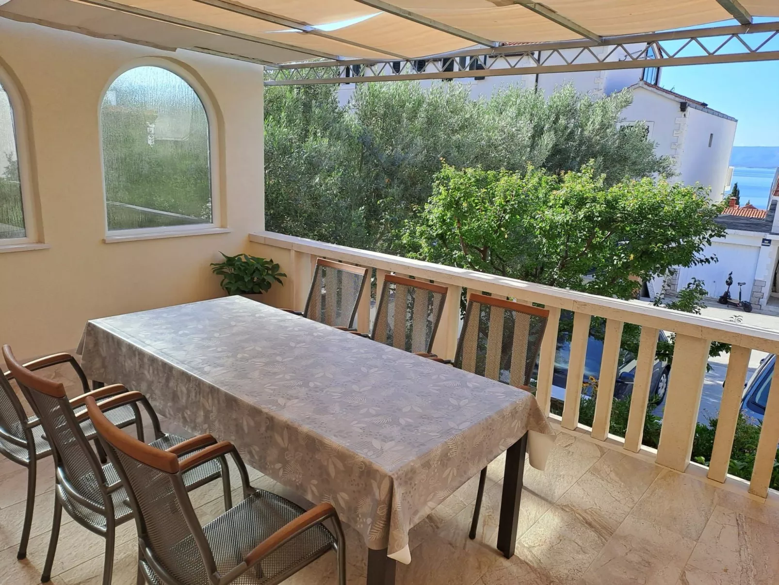 "Apartment Mate 1" am Strand-Drinnen