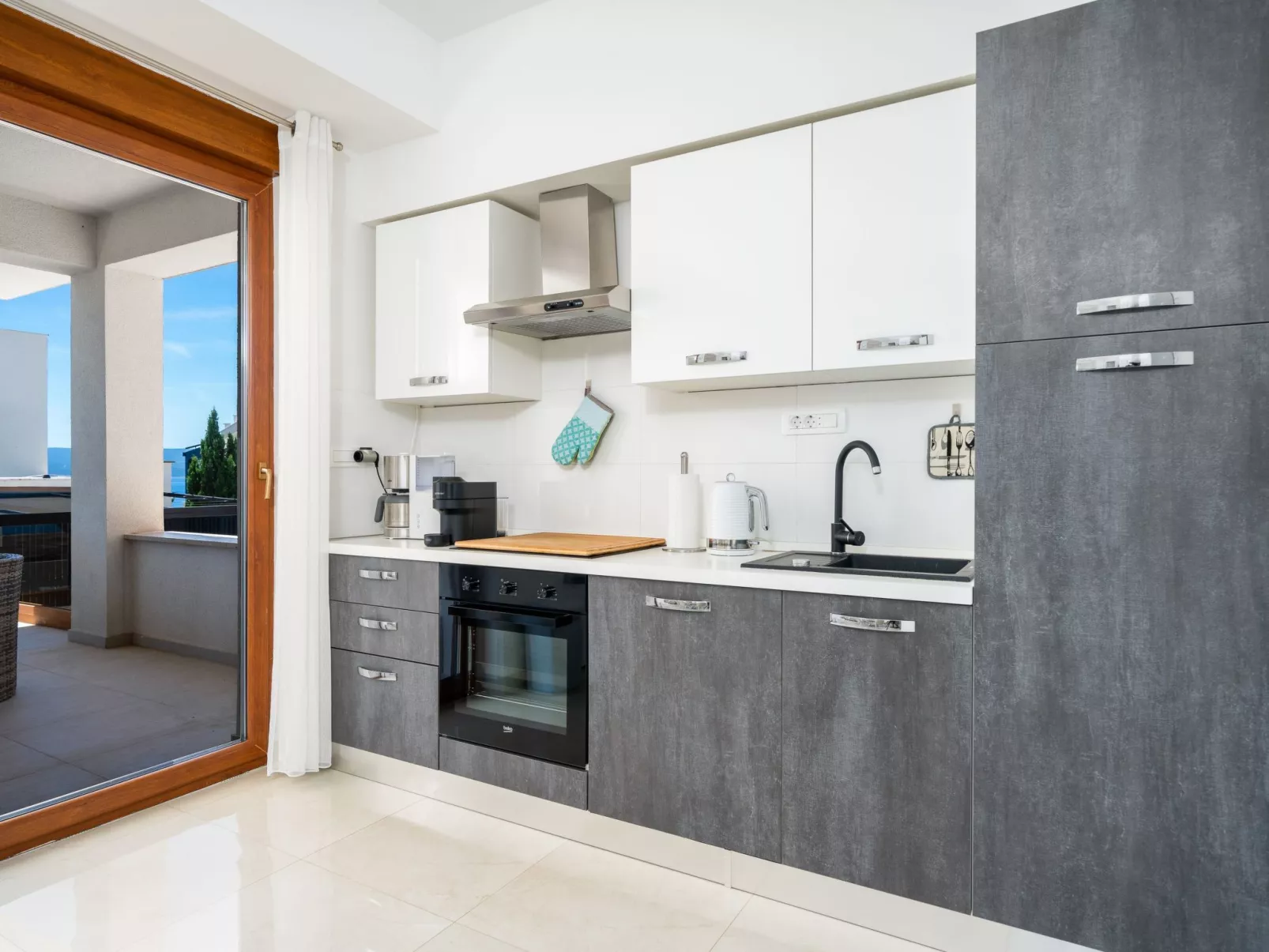 Stylisches Haus für 8 Personen und 4 Kinder-Inside