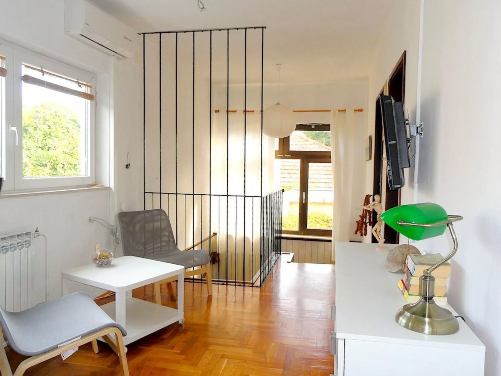 Karmen auf zwei Ebenen mit Garten-Dedans