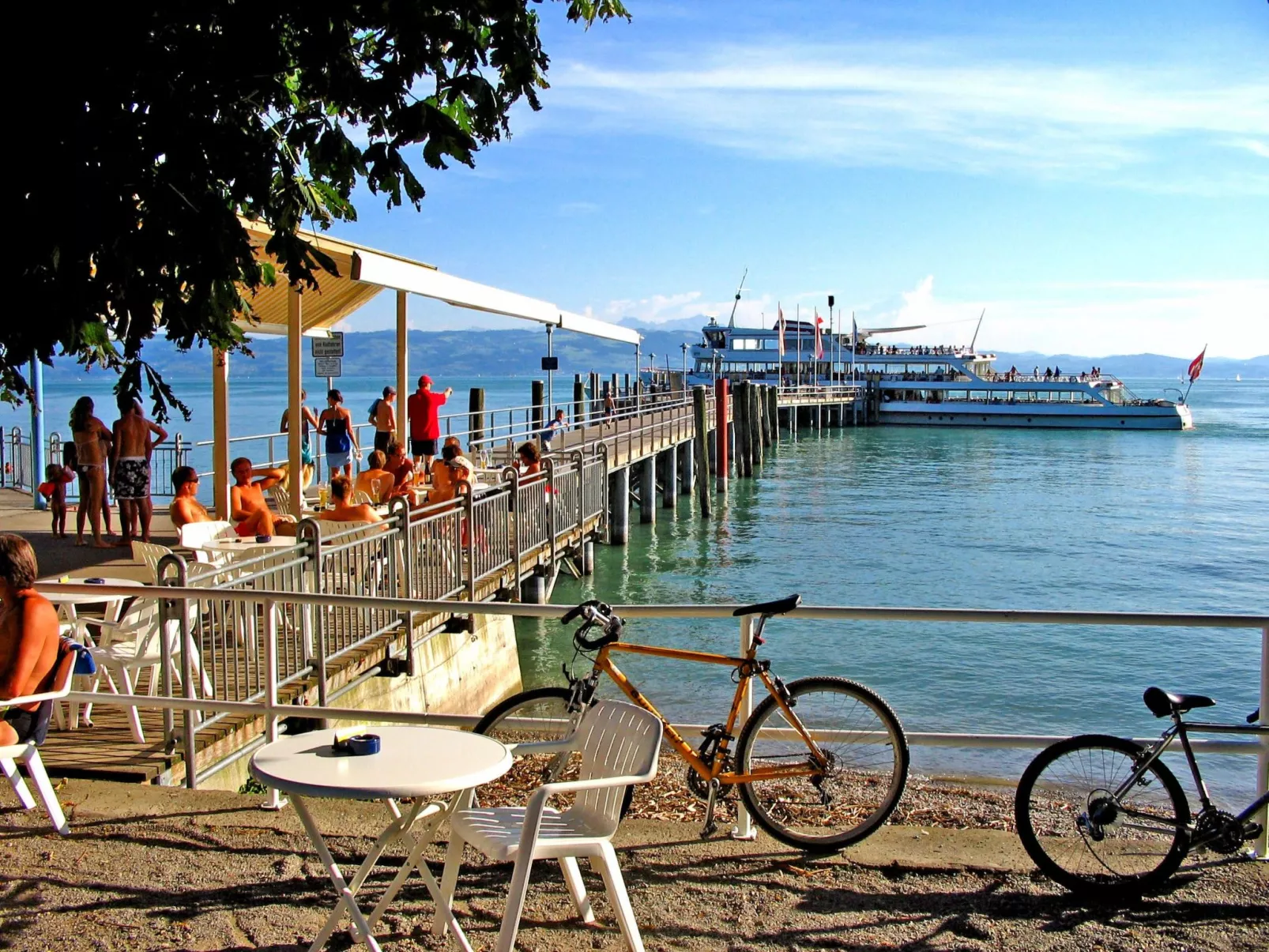 Ferien-Apartment-Draußen