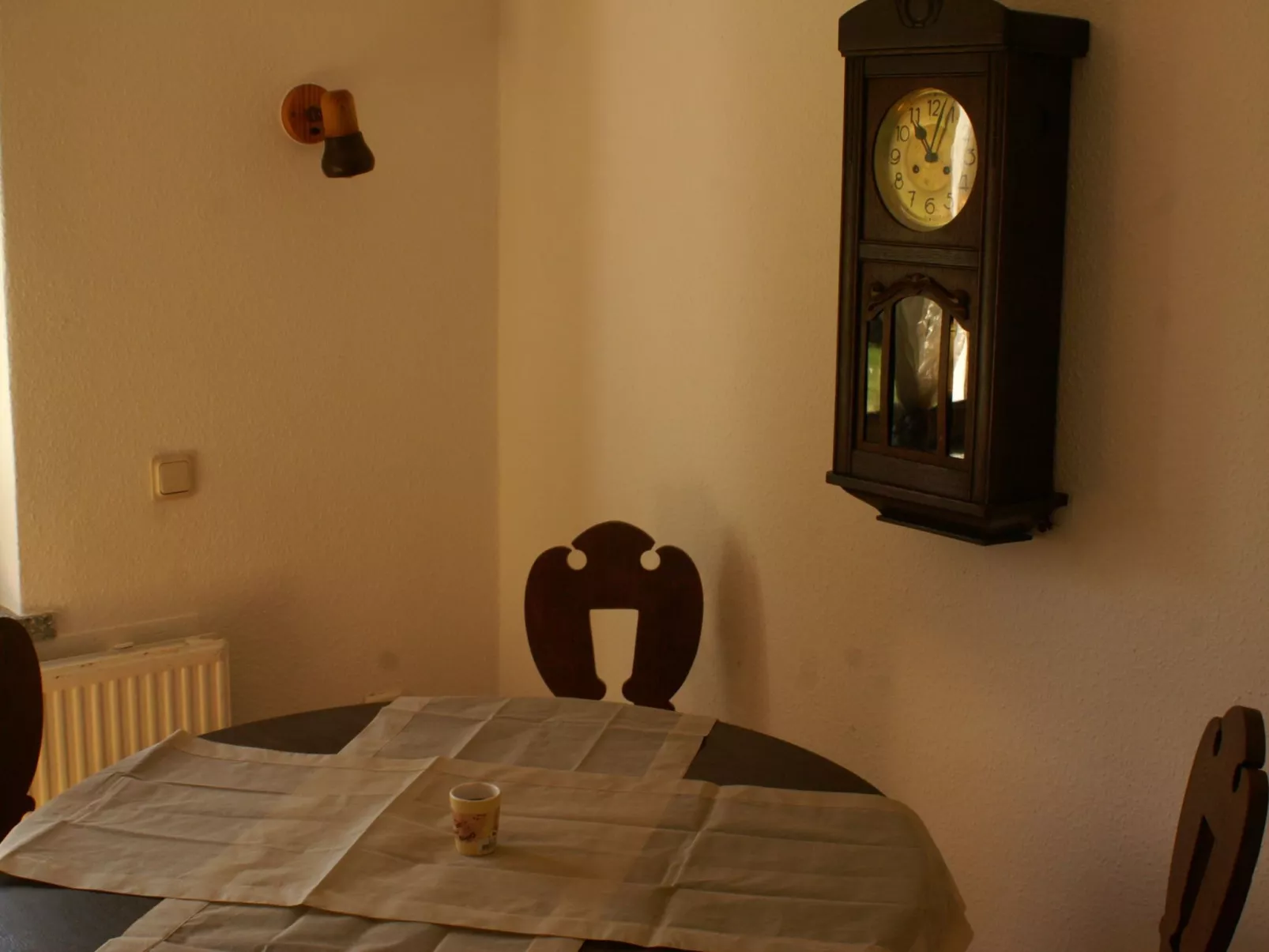 Insel der Freude-Drinnen