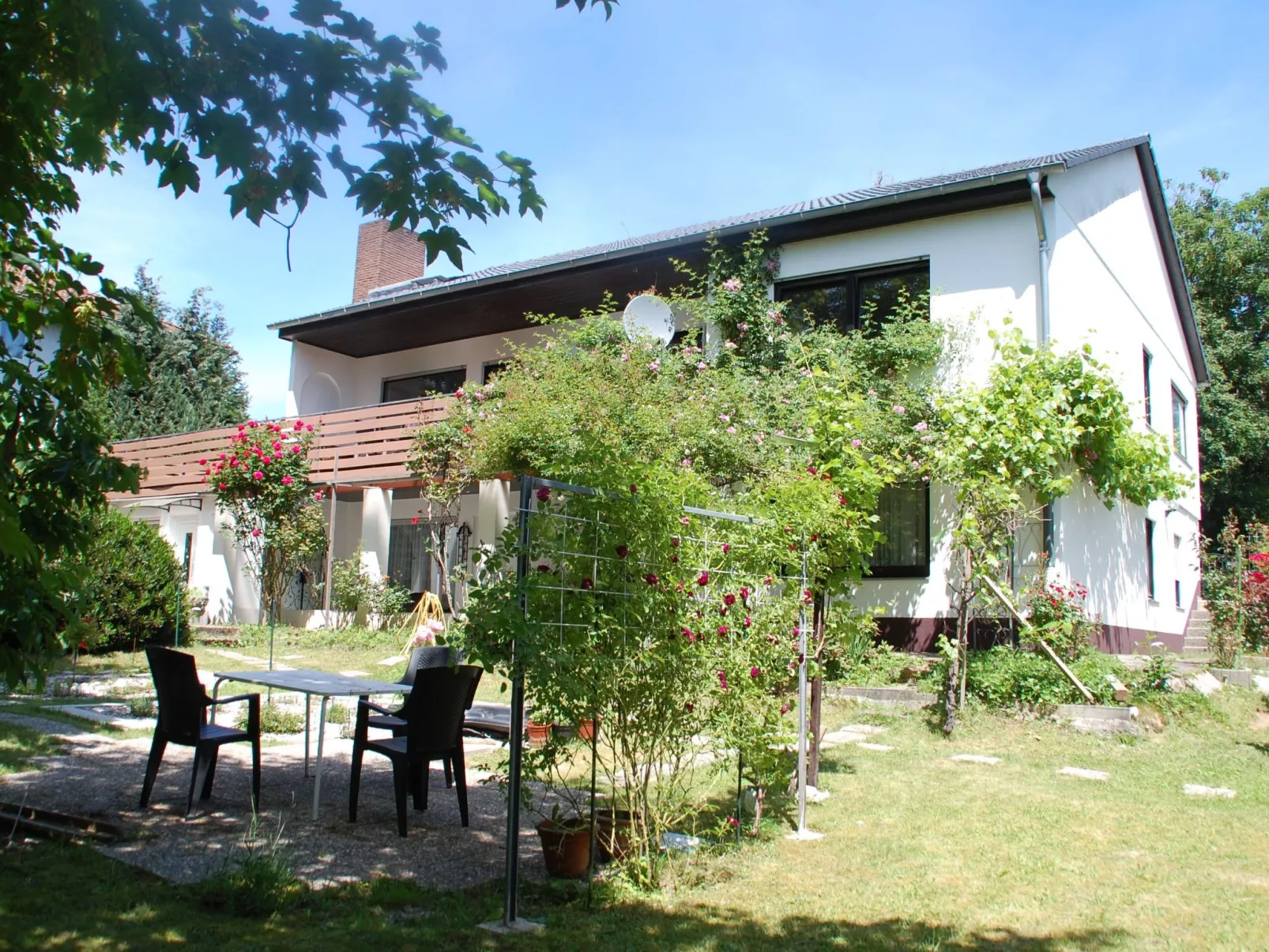 Rose Terrace-Draußen