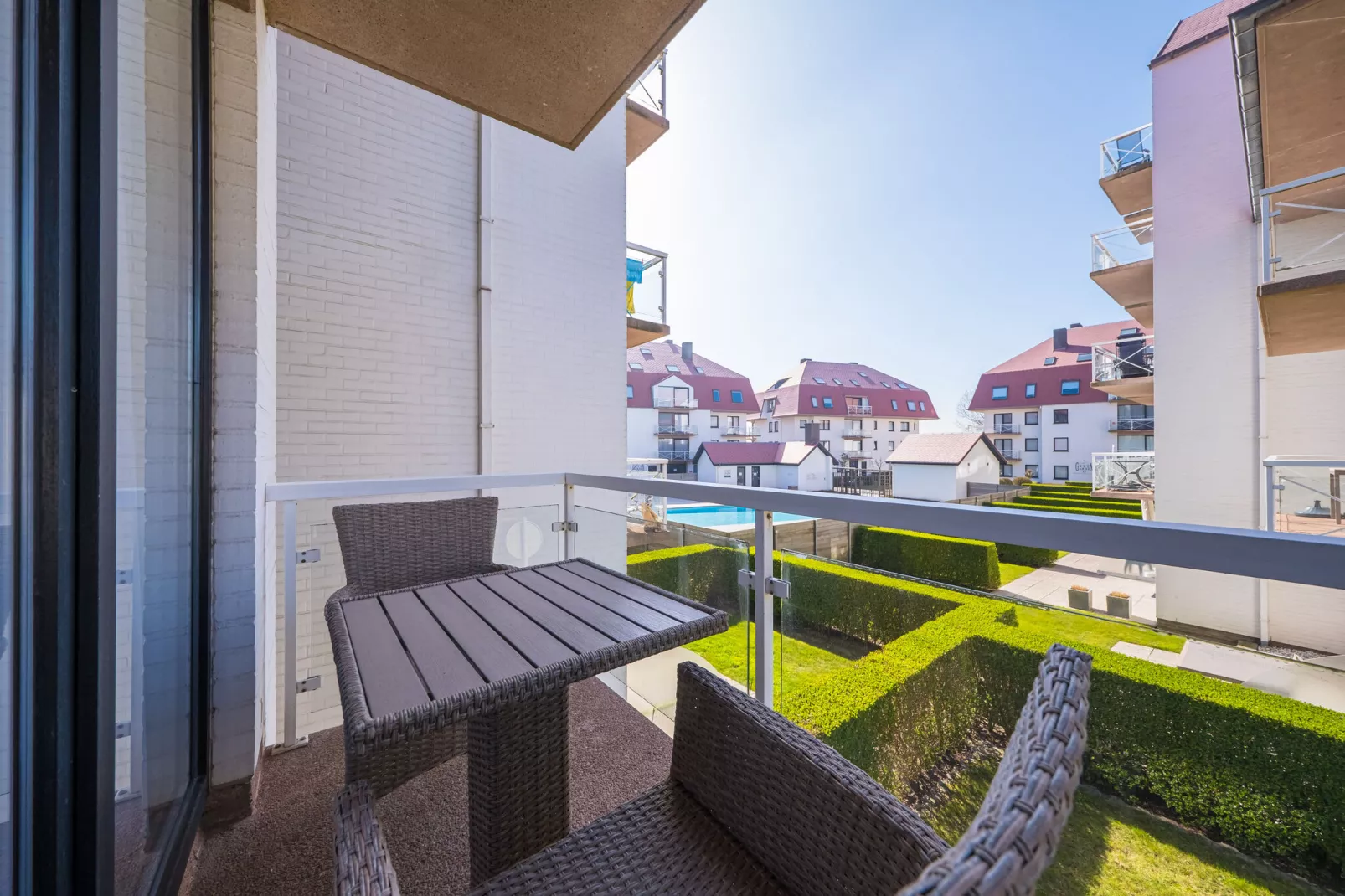 Green Garden blok 4 0102-Terrace balcony