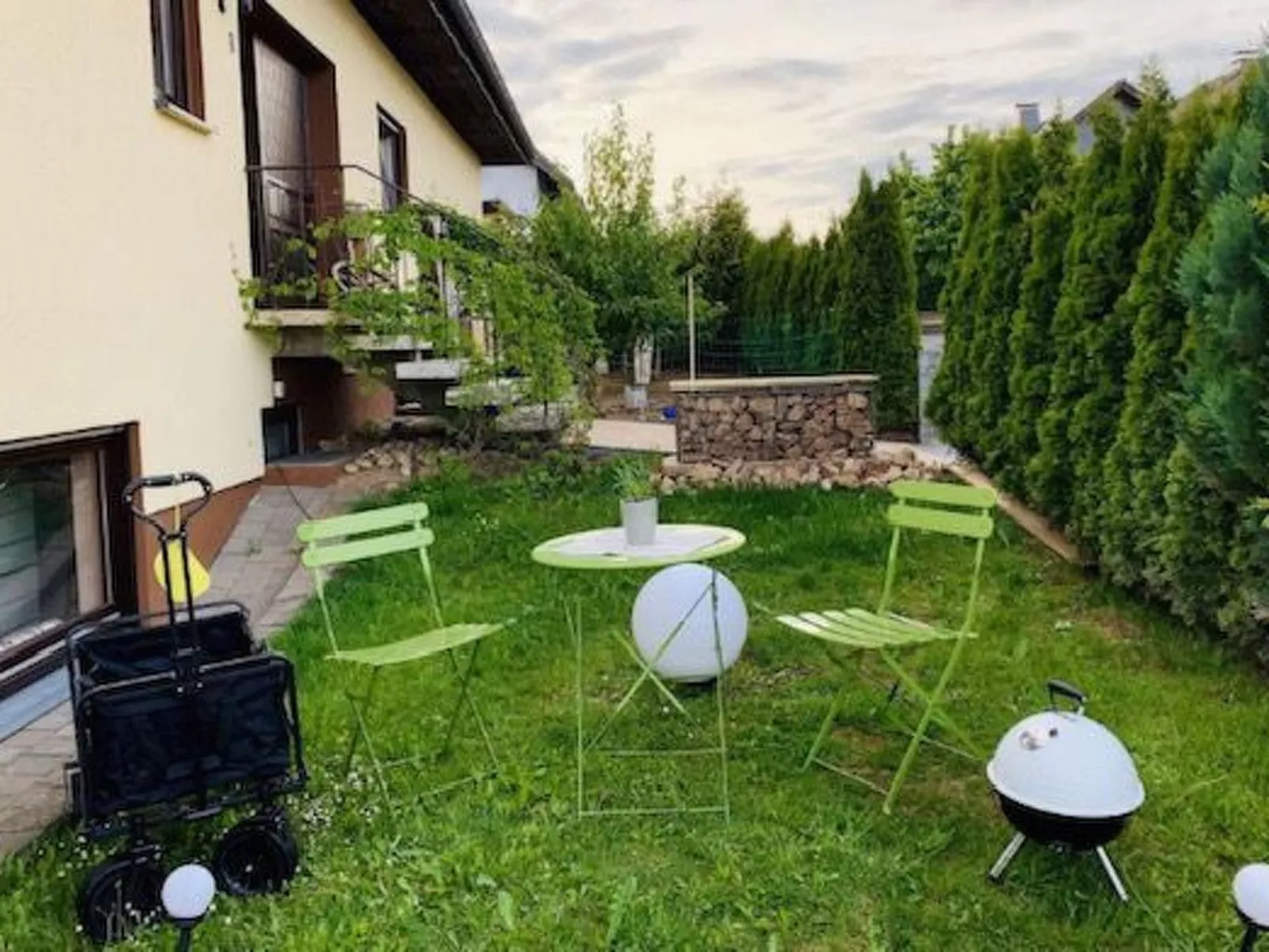 In Goddelsheim mit Eigener Terrasse-Dehors