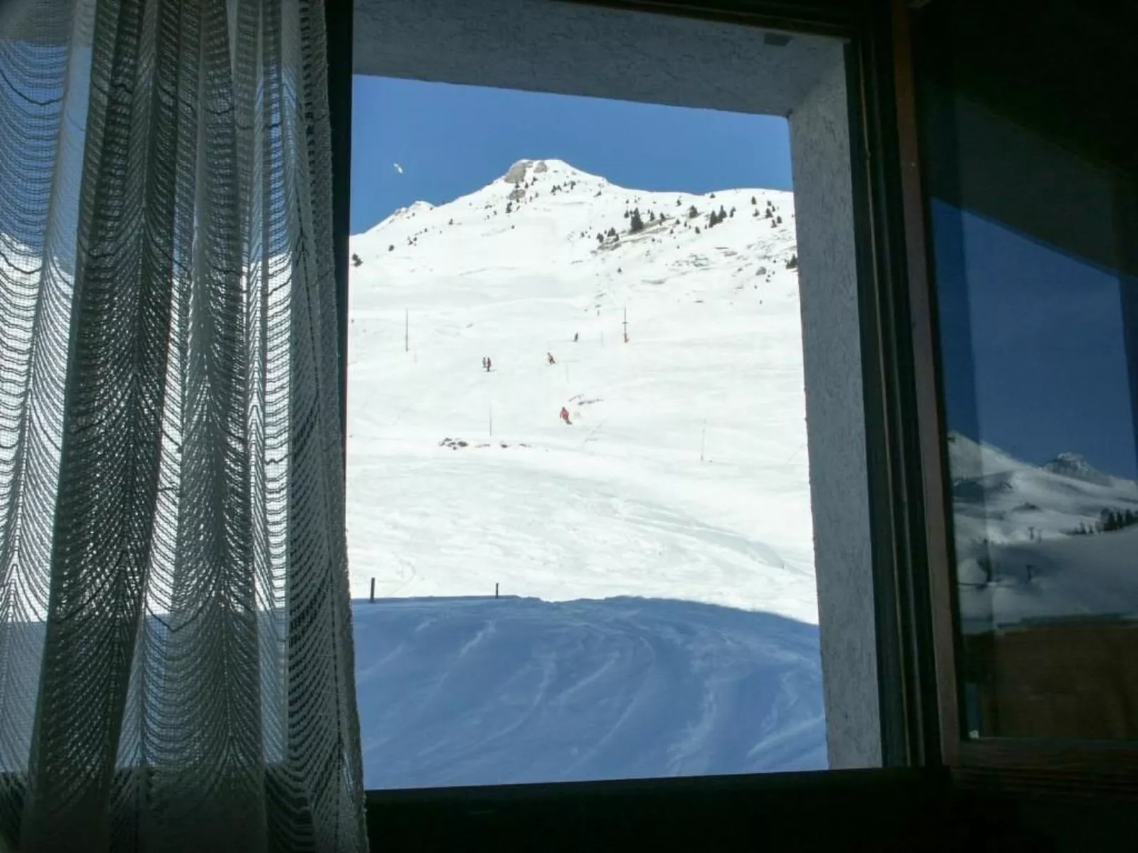 3 Zi FeWo App 23. Le Miroi an Skipiste-Drinnen