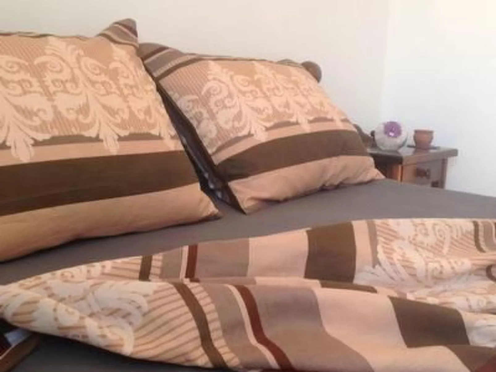 Mit Garten, Grill und Terrasse-Drinnen