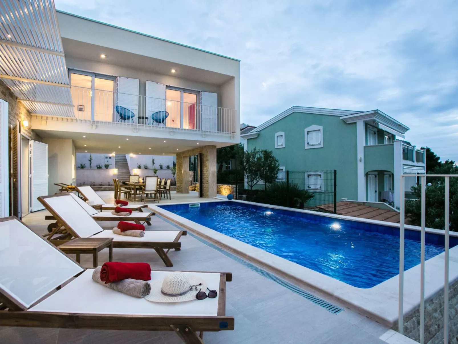 Am Strand "Villa Lori"-Image-tags.info