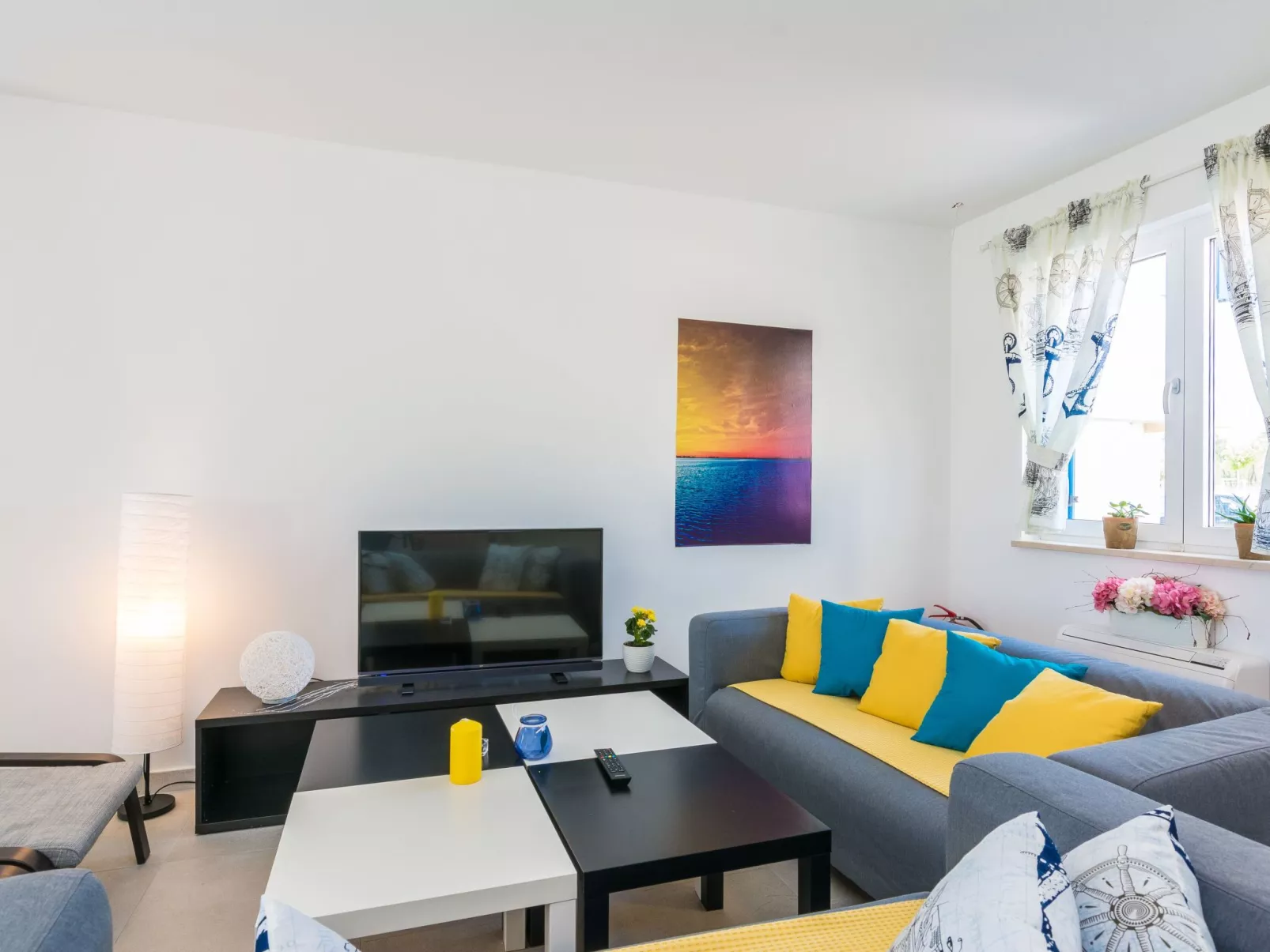 "Miri Melon" mit eigenem Pool-Drinnen