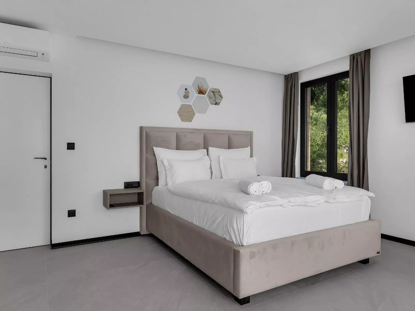 Villa Marta-Image-tags.info