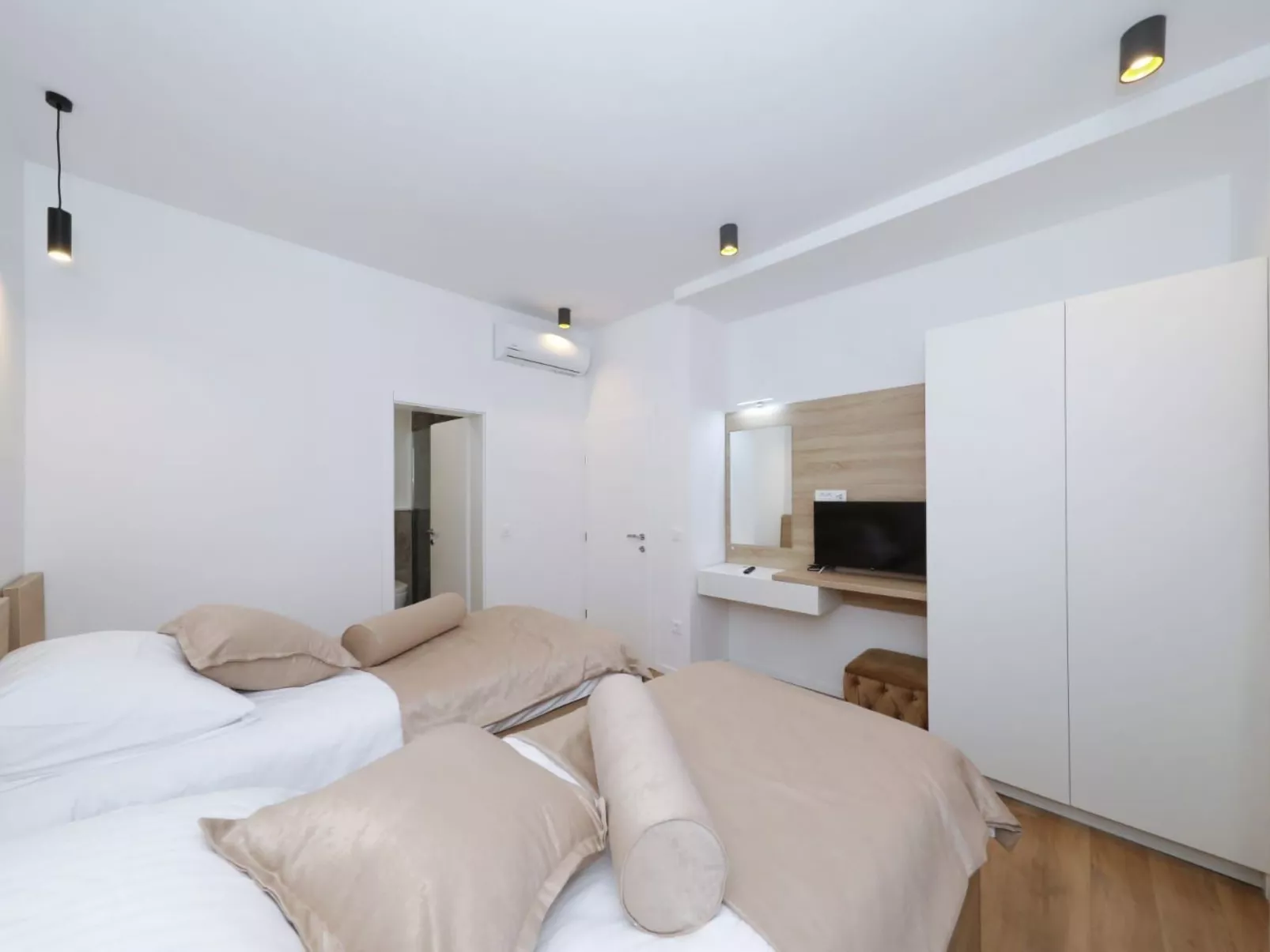 In der Natur-Drinnen