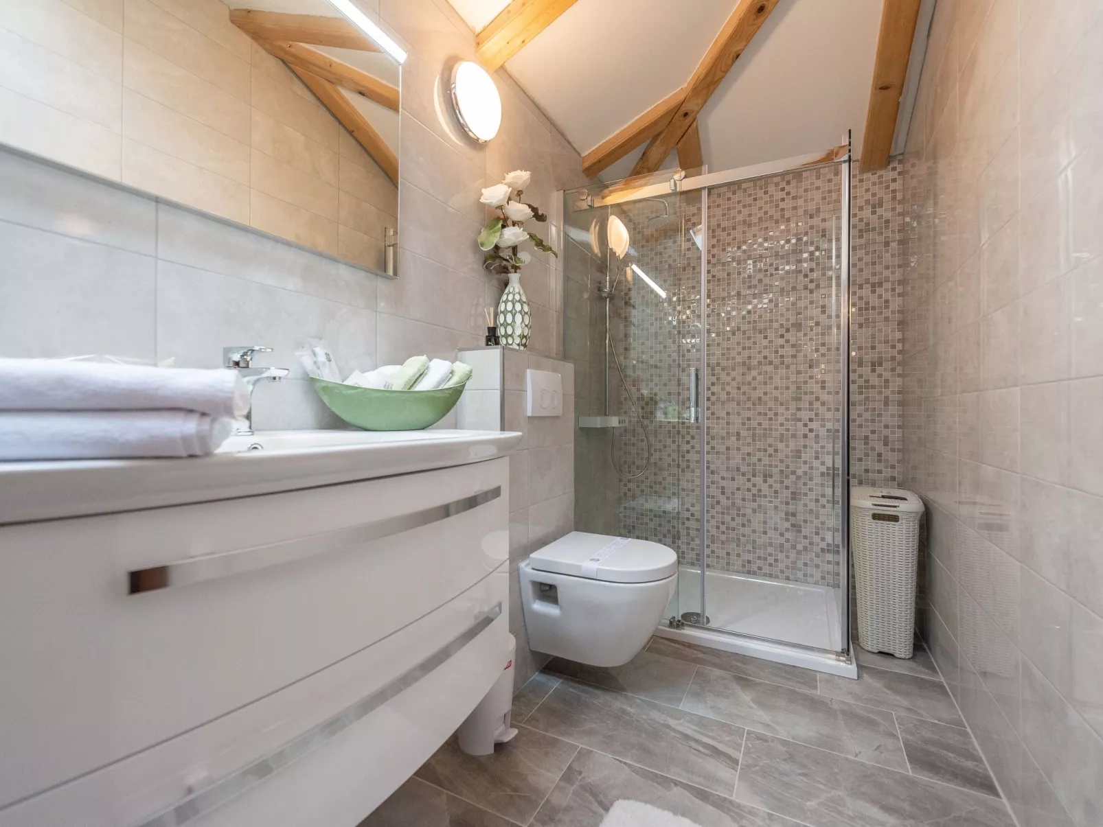 Rustica Casa Augustinus mit Pool-Drinnen