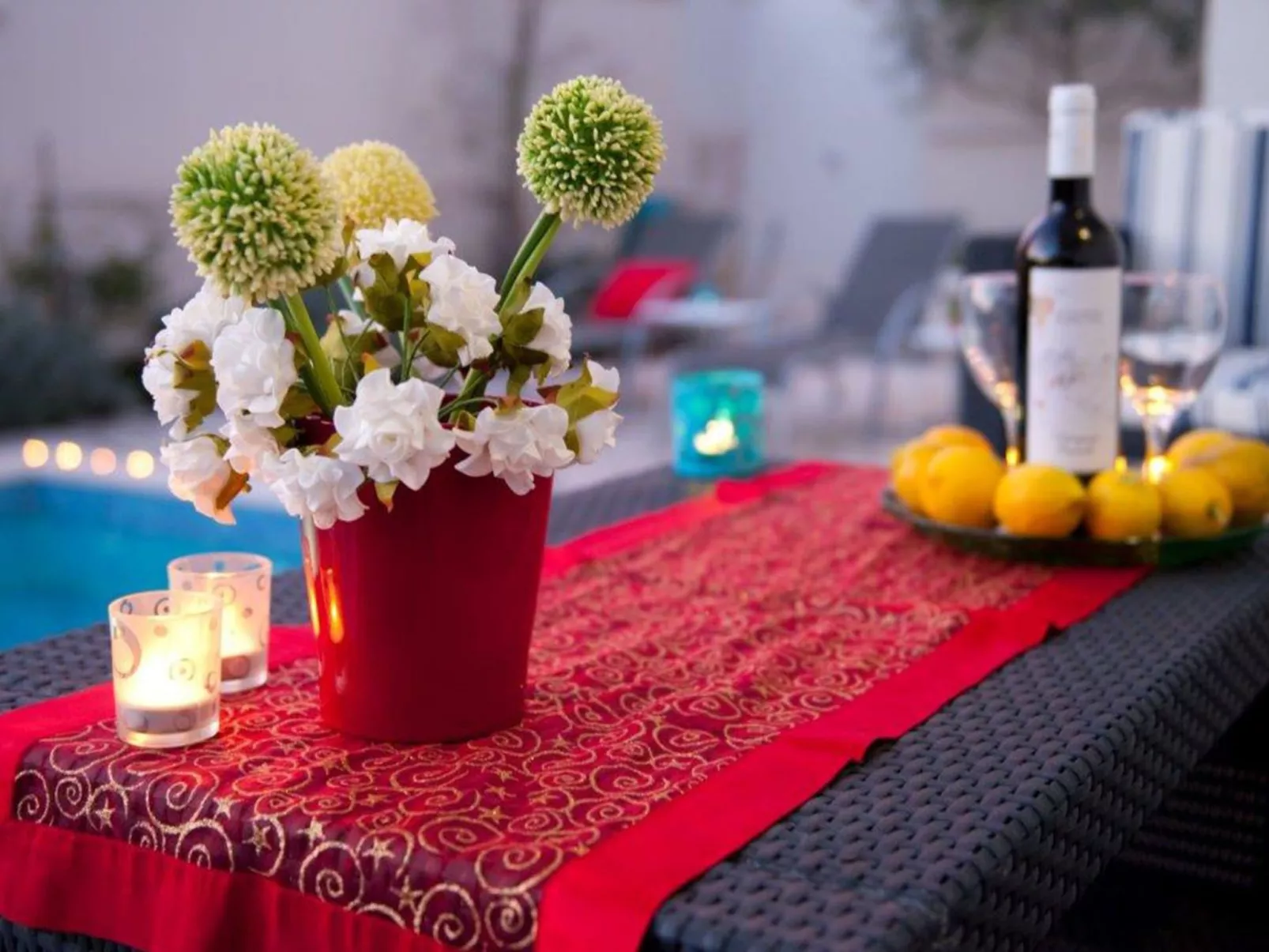 Charmante Villa Layla mit Meerblick und Pool-Draußen