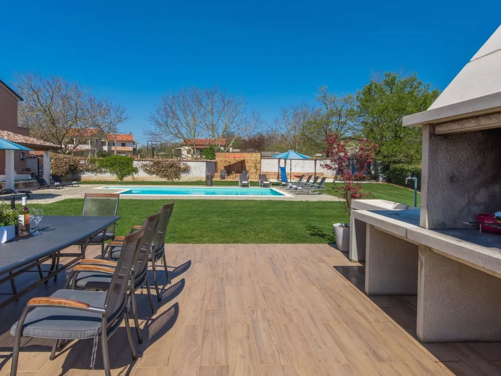 Ferienvilla "Villa Perhat" mit eigenem Pool-Outside