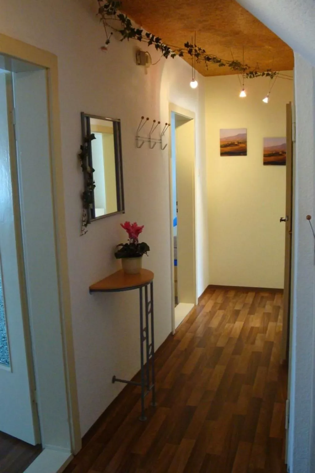 TOP-CityApartment-Inside