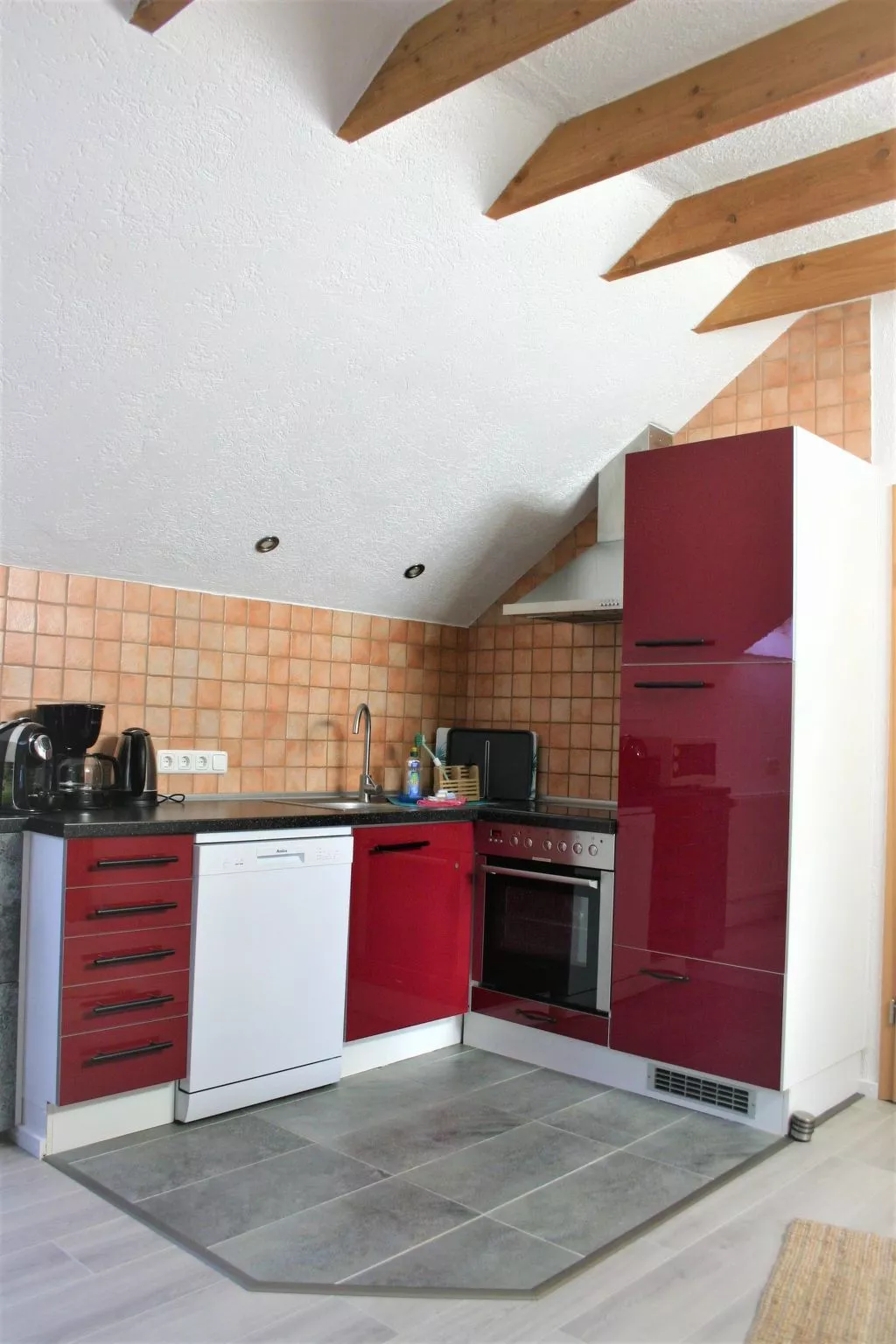 Helle Ferienwohnung in Mehren mit Eigenem Garten-Inside