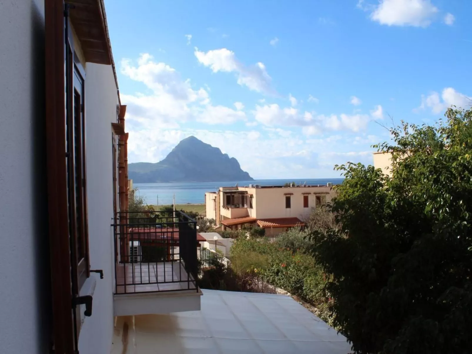 Mandarino Makari Ferienhaus 500 m vom Meer-Outside