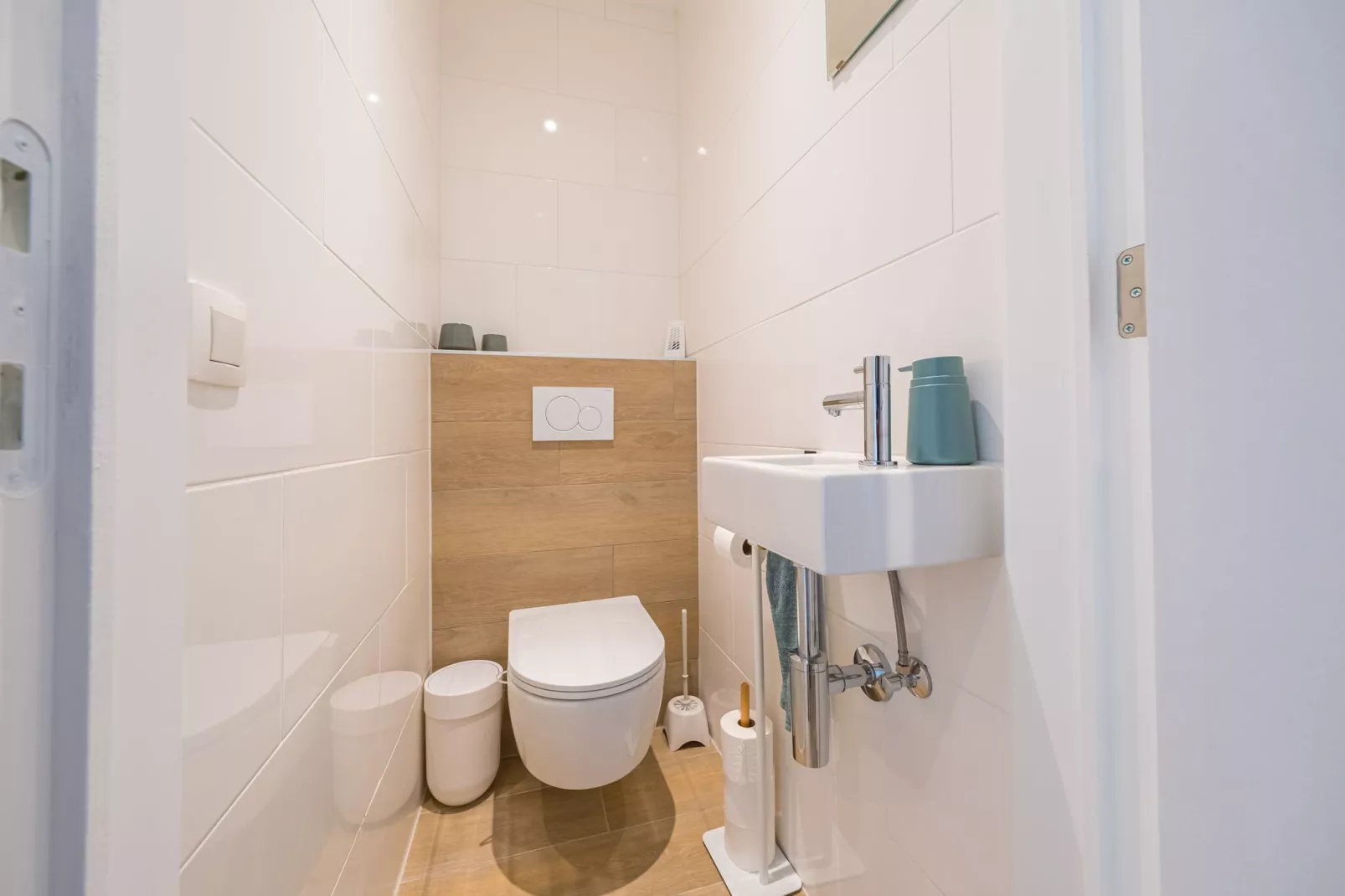Matisse 0101-Bathroom