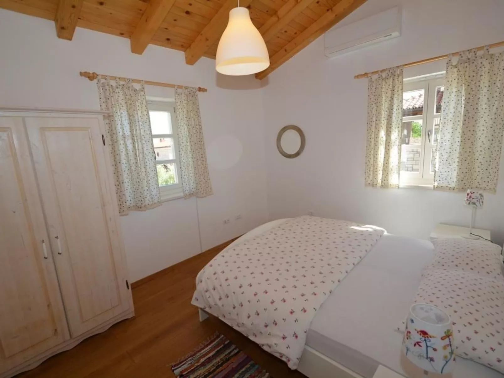 Villa Nika mit privatem Außenwhirlpool-Inside