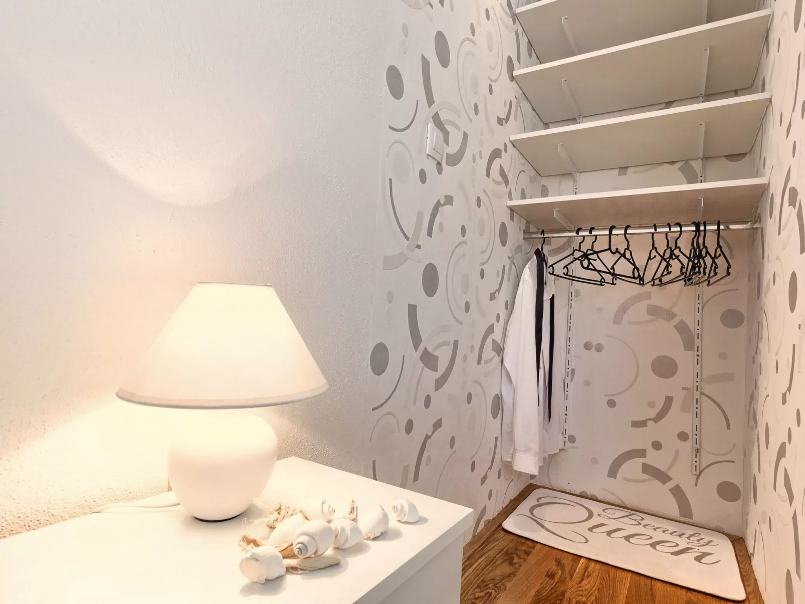 "Split Area Apartment"-Image-tags.info