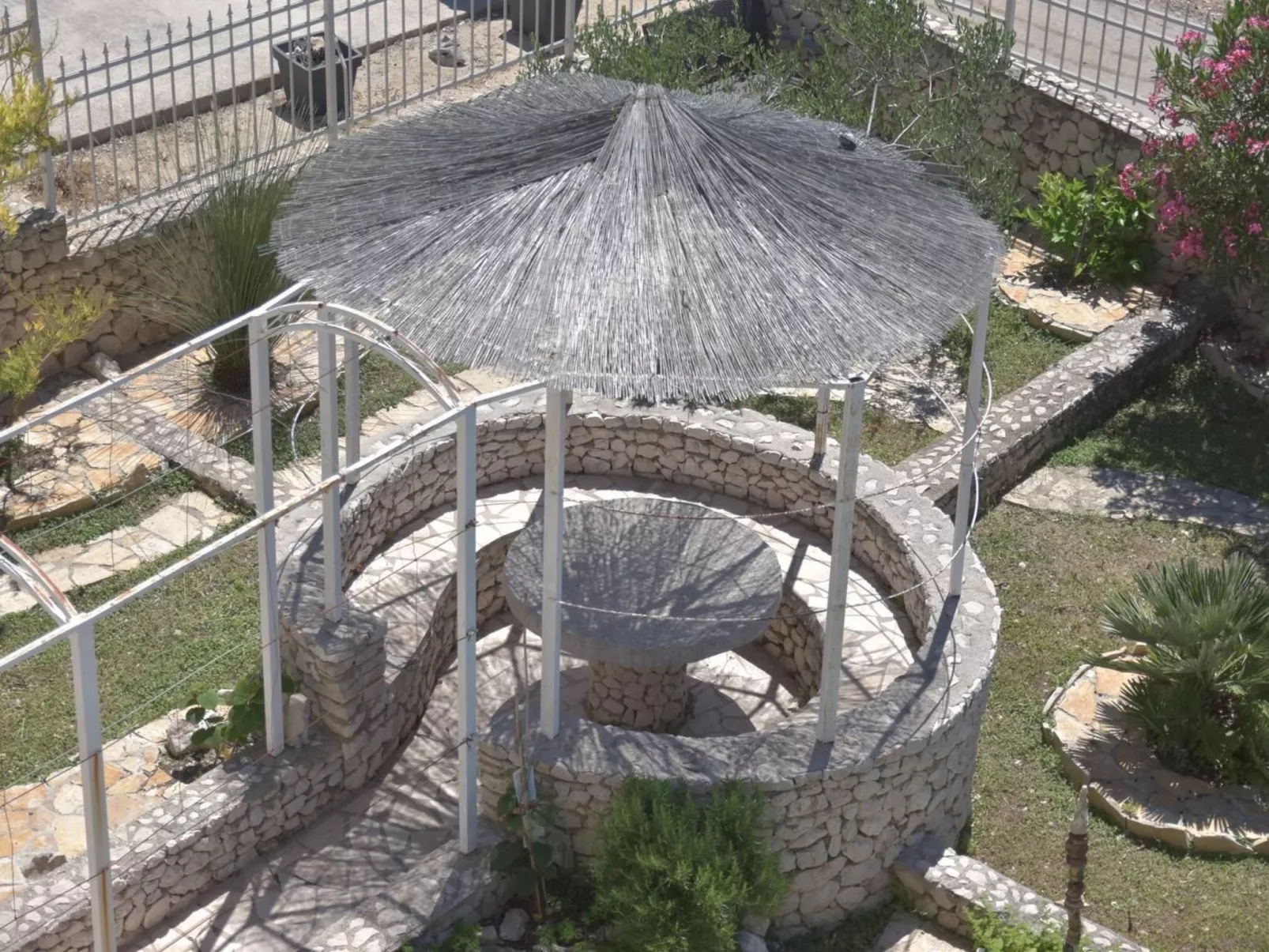 Villa Luger 2. OG-Draußen