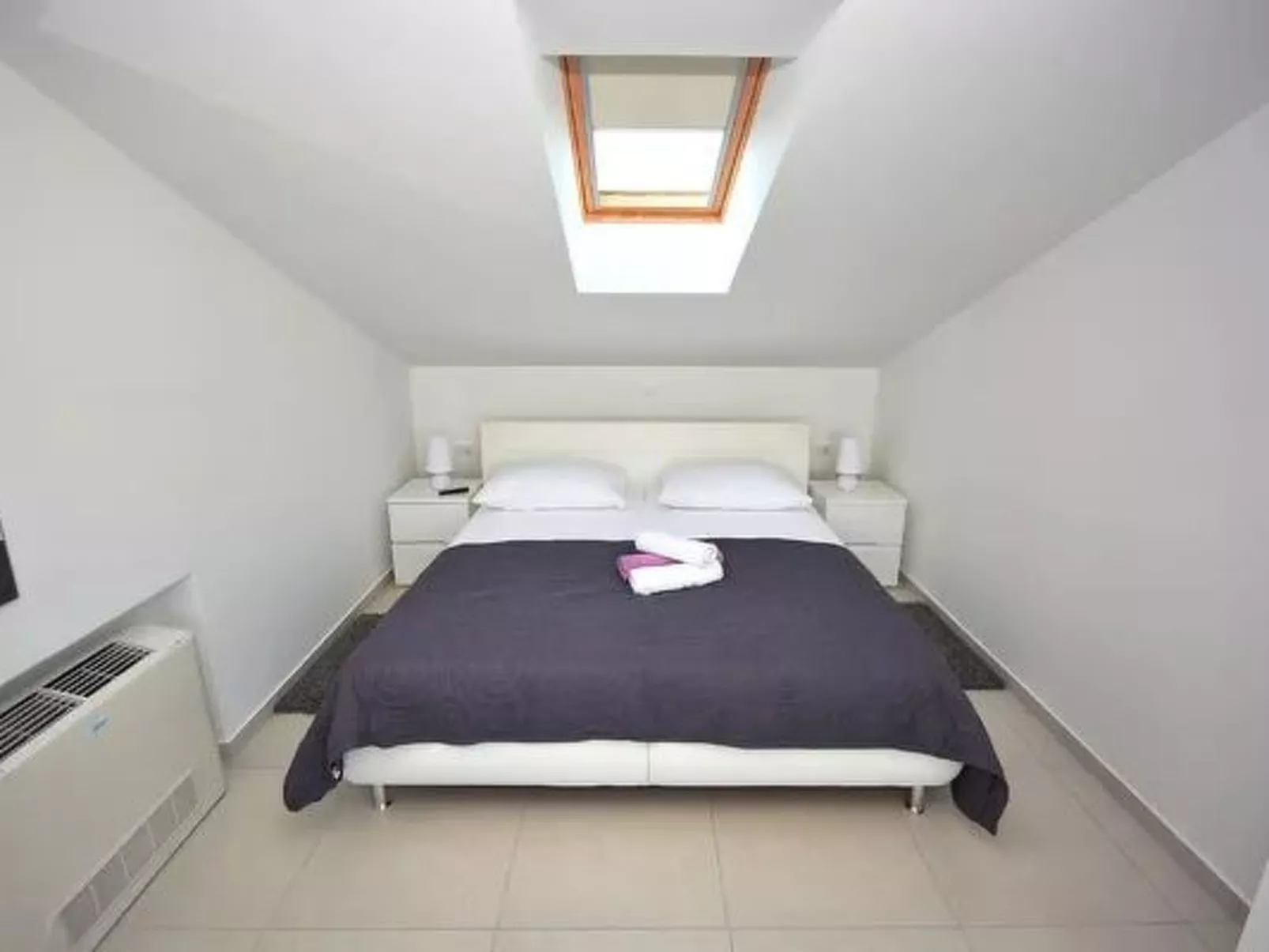 Komfortable Wohnung mit privatem Jacuzzi-Inside