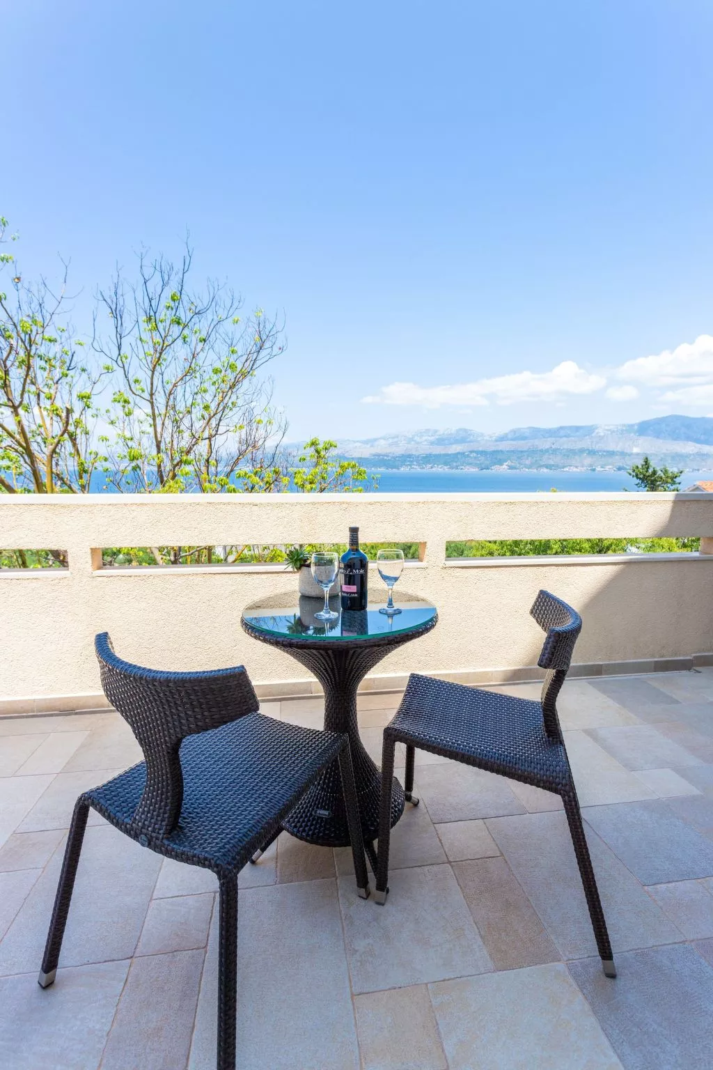 Geräumige Wohnung mit Meerblick vom Sonnenbalkon-Outside