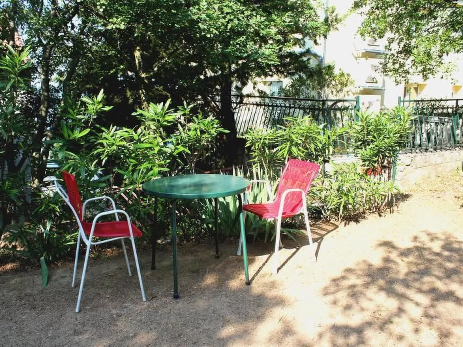 Haus La Dostana-Draußen