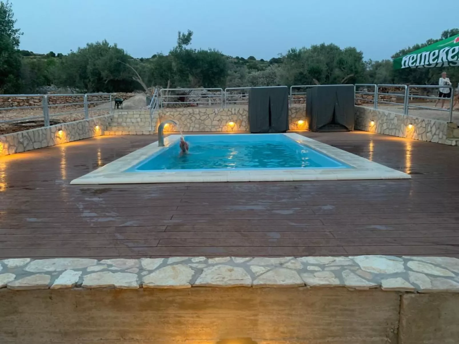 Strandhaus Hela - Ferienanlage Bain, Žut - Kornati-Draußen