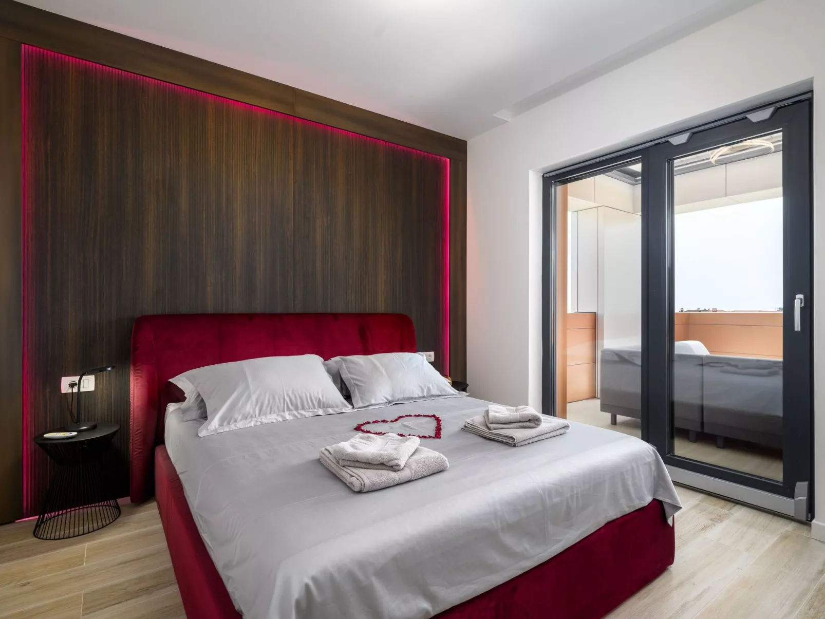 Luxuriöses Penthouse Viki mit Meerblick-Drinnen