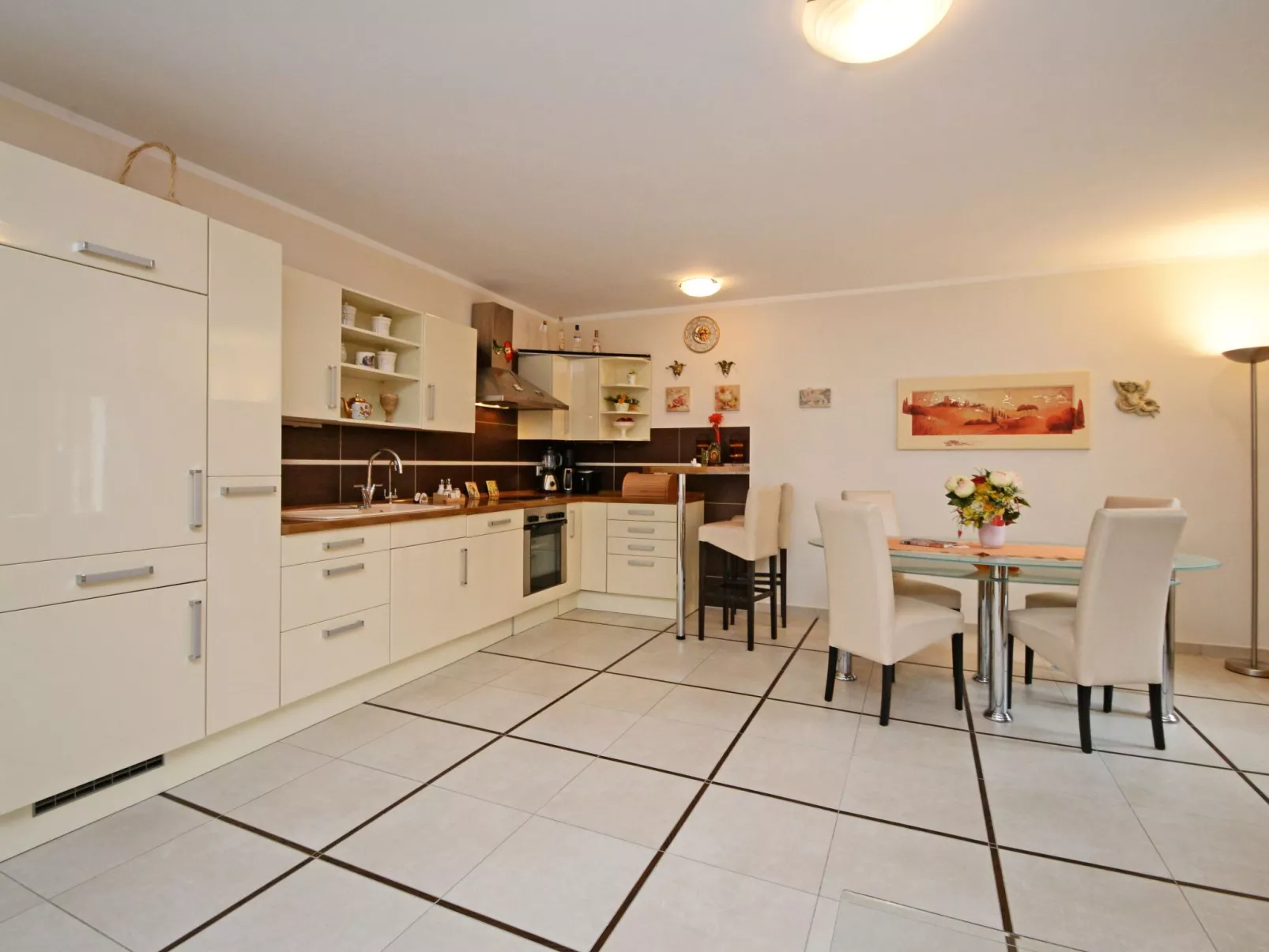 Villa "Bella"-Drinnen