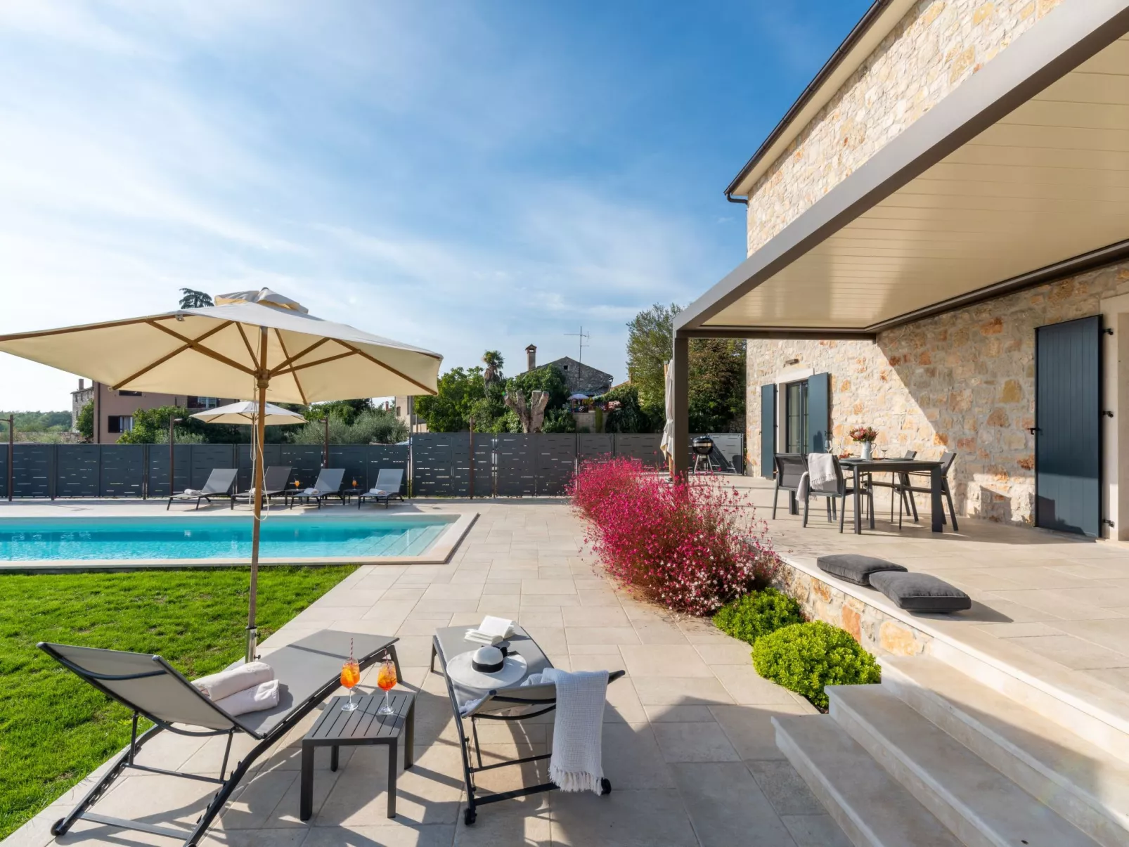 Villa Daniela-Draußen