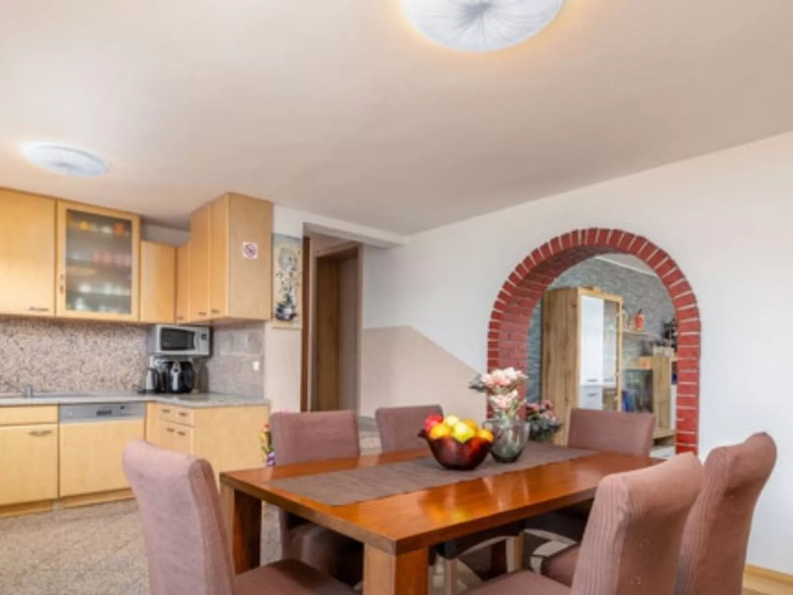 Mit beheiztem Pool-Drinnen