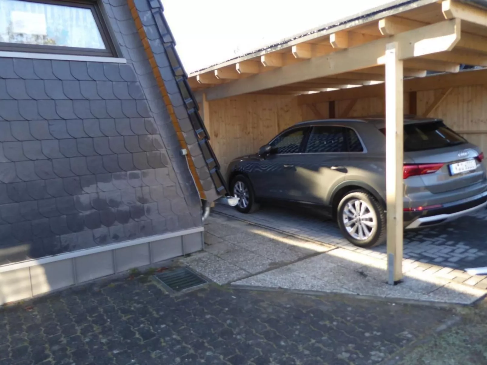 Eifelwaldhäuschen-Draußen