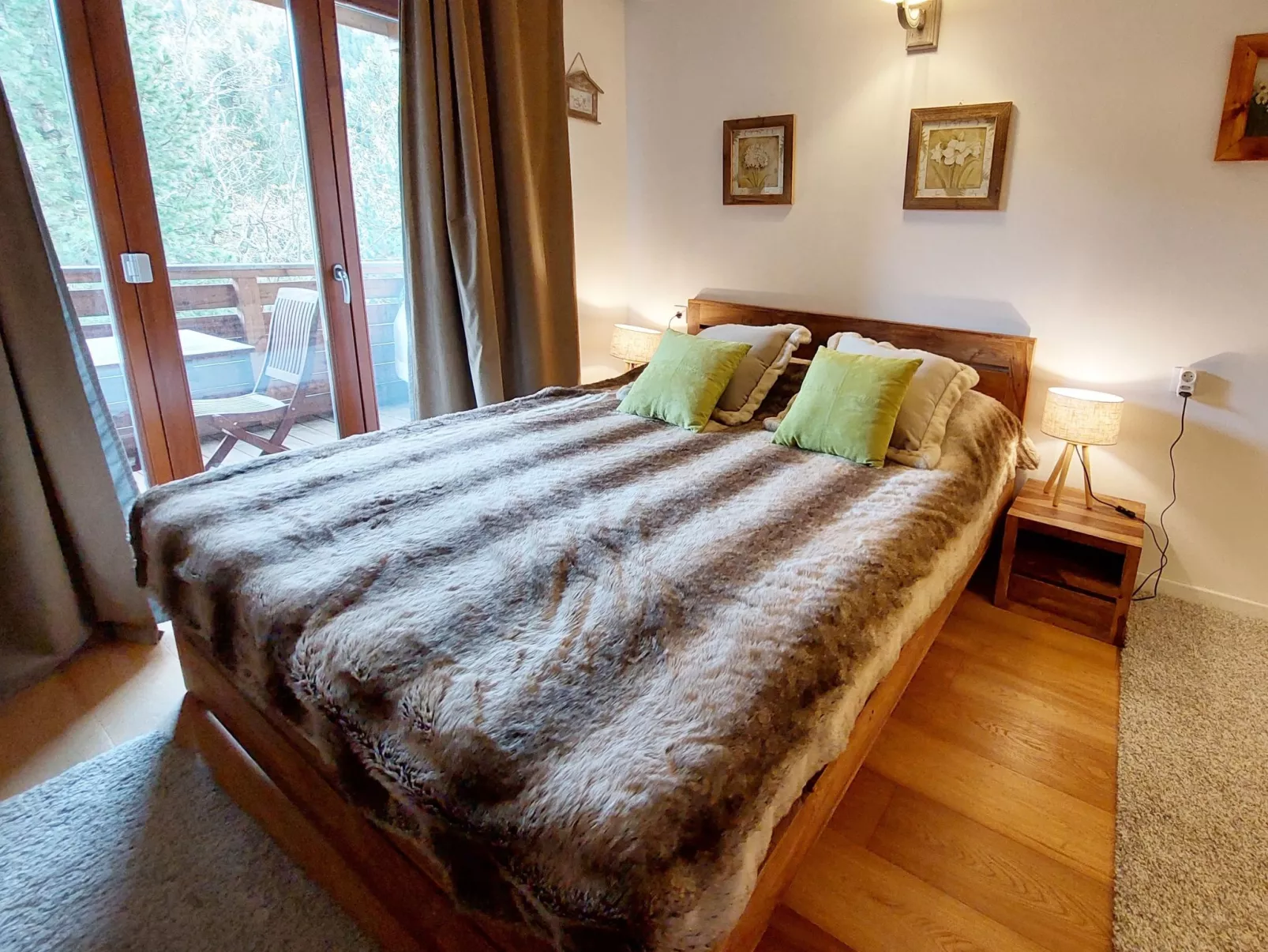 Rosie desing skipist-Dedans