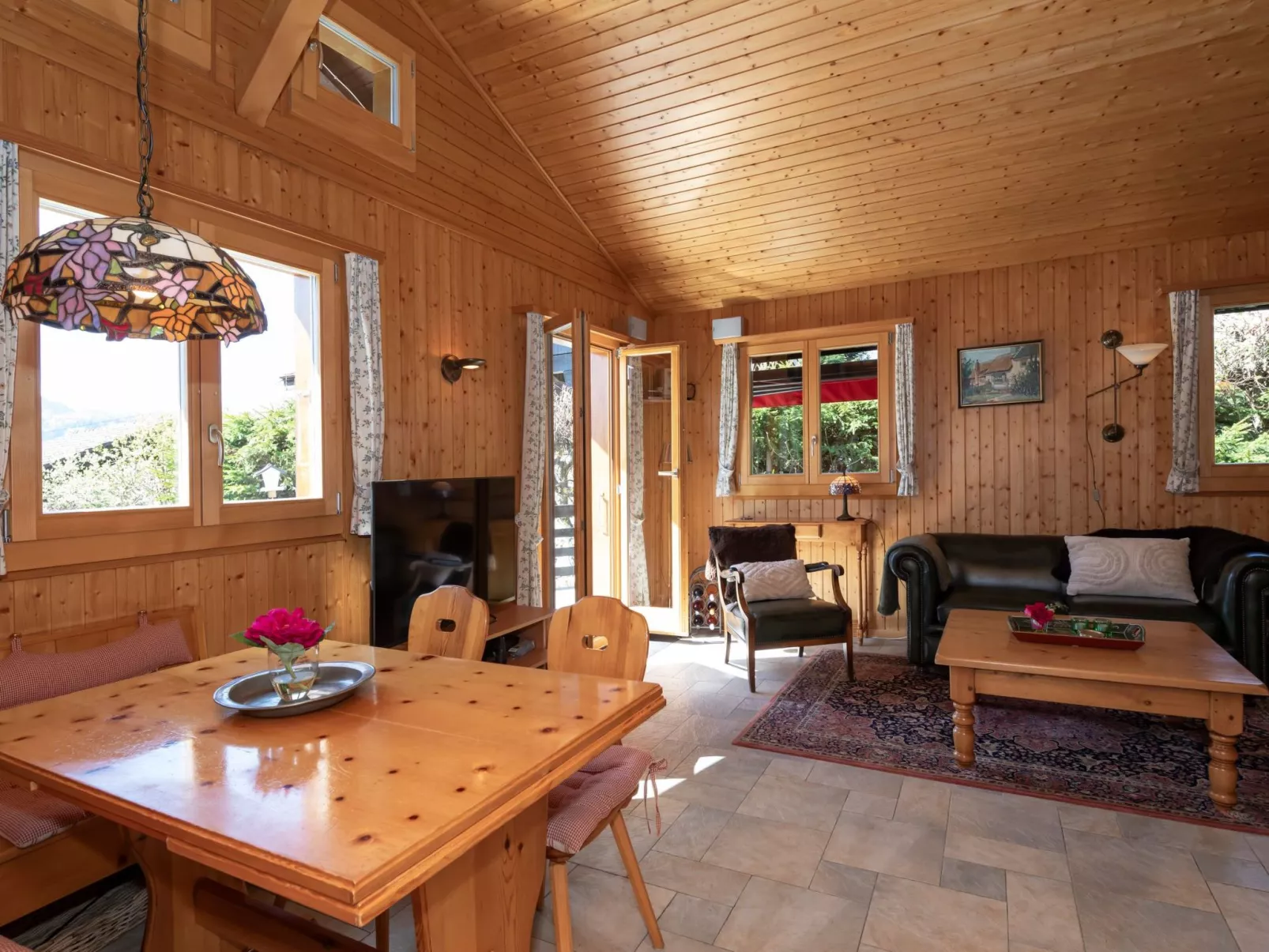 Chalet üfem Bord-Dedans